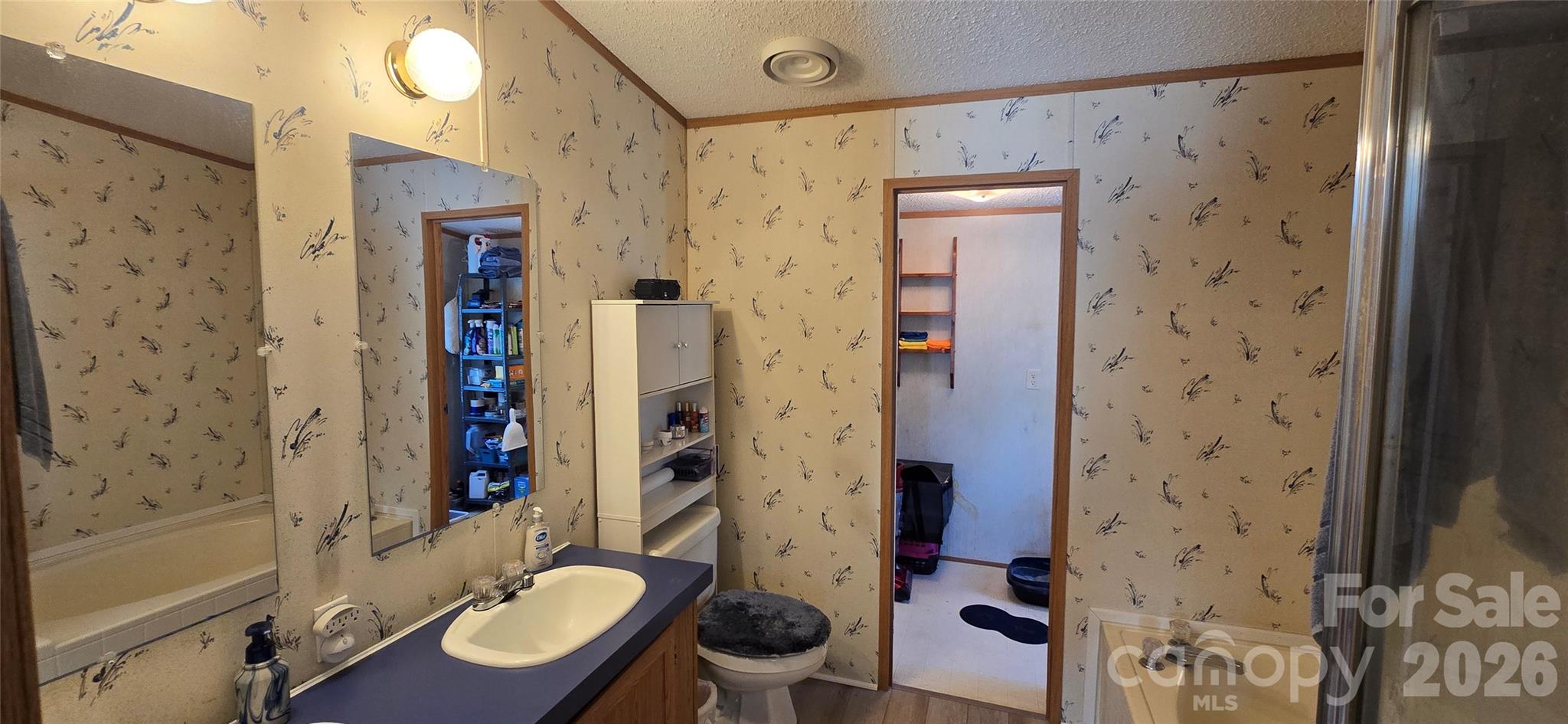 3700 Marlboro Drive Property Photo 11