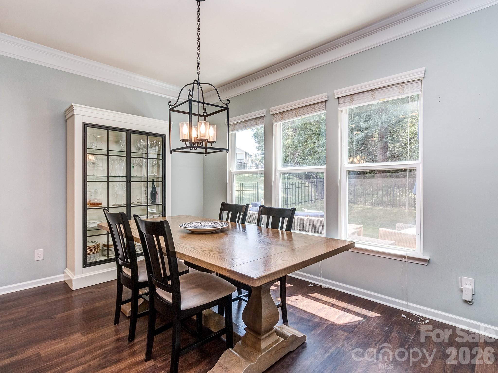 1726 Royal Gorge Avenue Property Photo 11