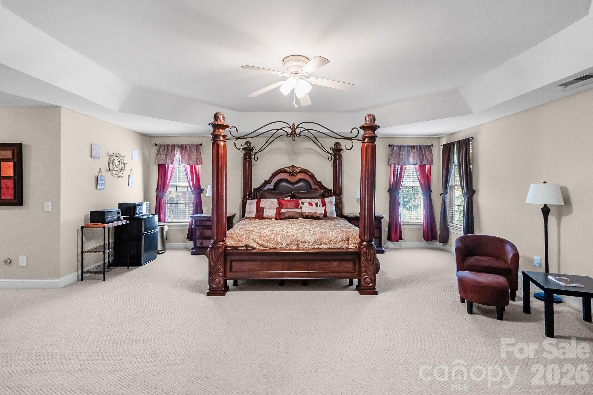 124 Whiterock Drive 58 Property Photo 24