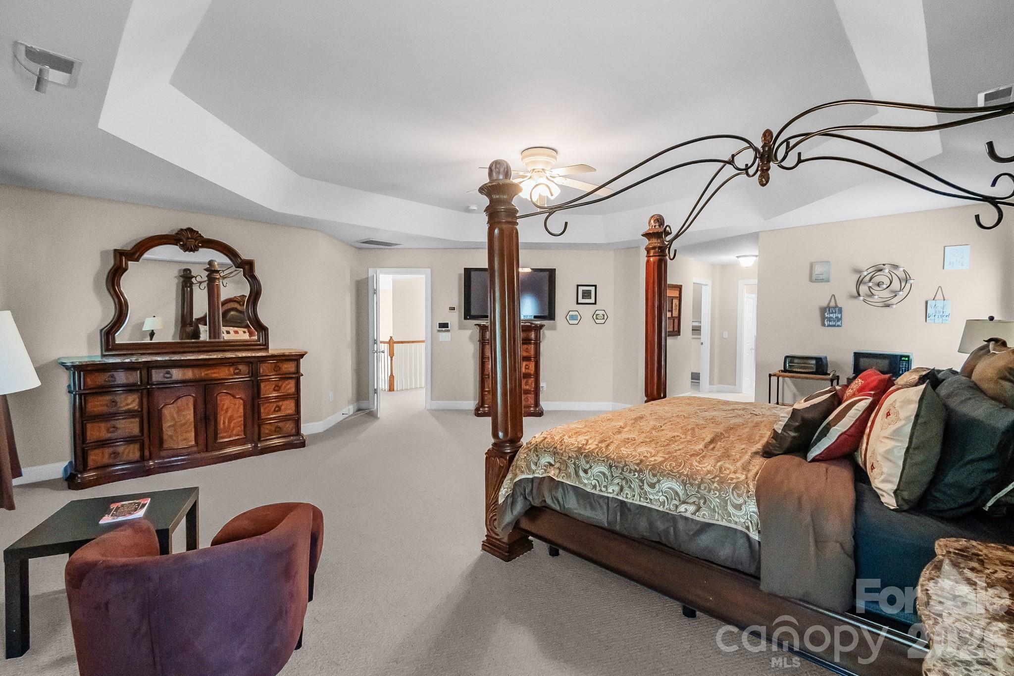 124 Whiterock Drive 58 Property Photo 26