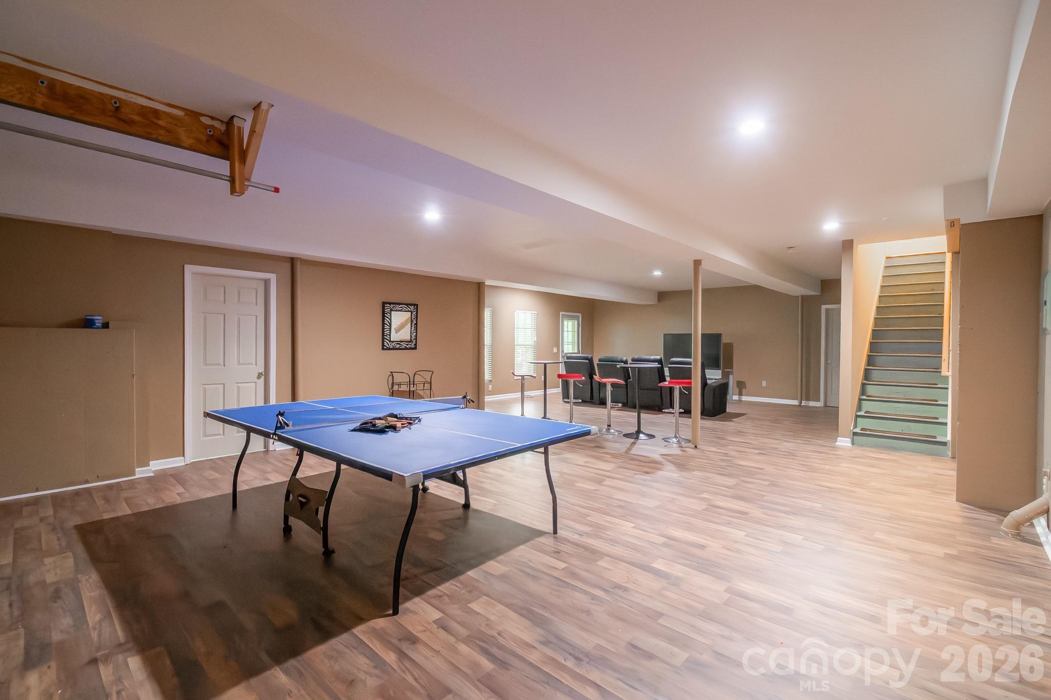 124 Whiterock Drive 58 Property Photo 33