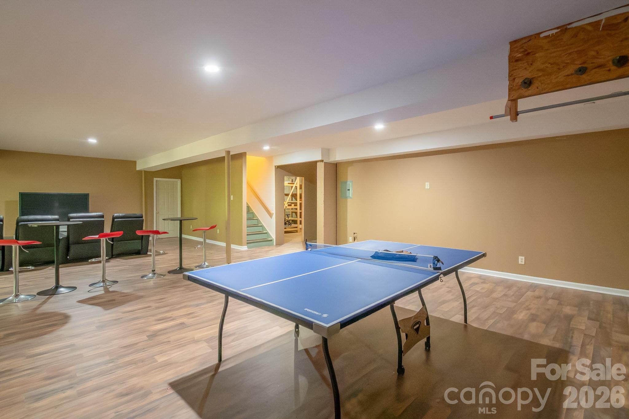124 Whiterock Drive 58 Property Photo 34