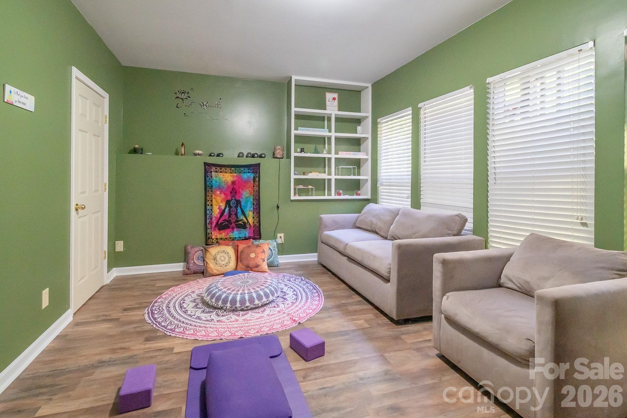124 Whiterock Drive 58 Property Photo 35