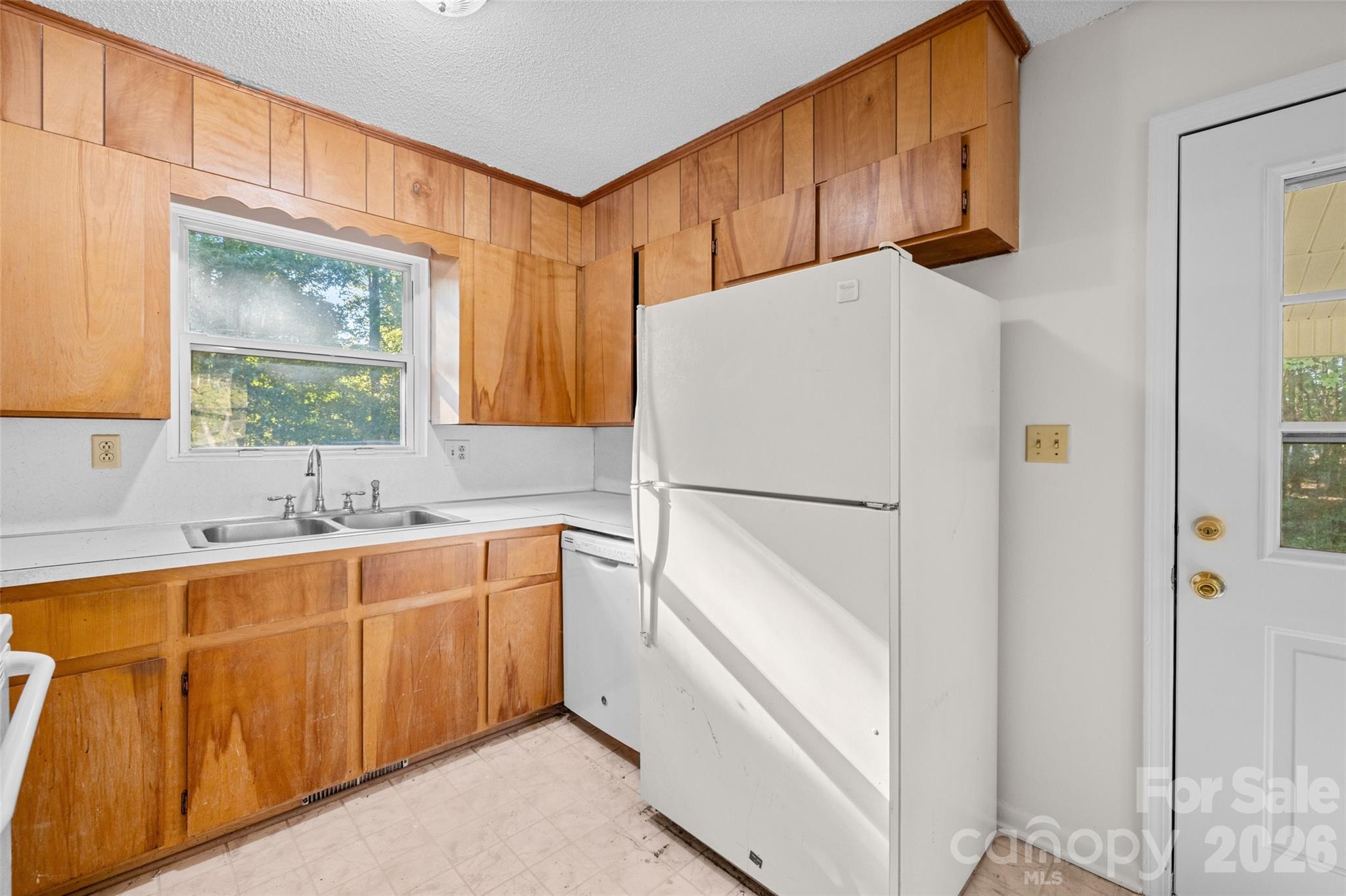 1766 Sturgis Road Property Photo 9