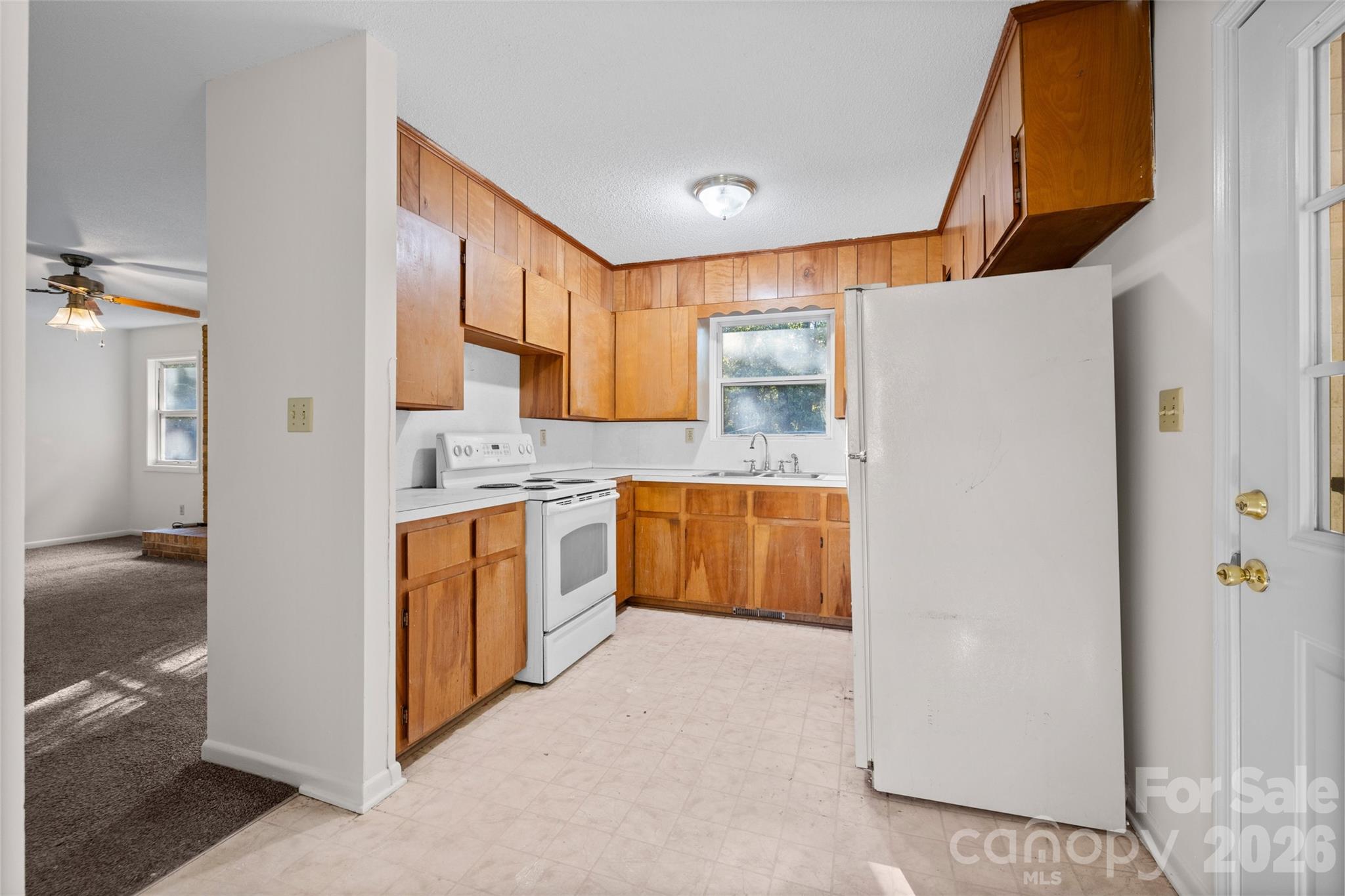 1766 Sturgis Road Property Photo 12