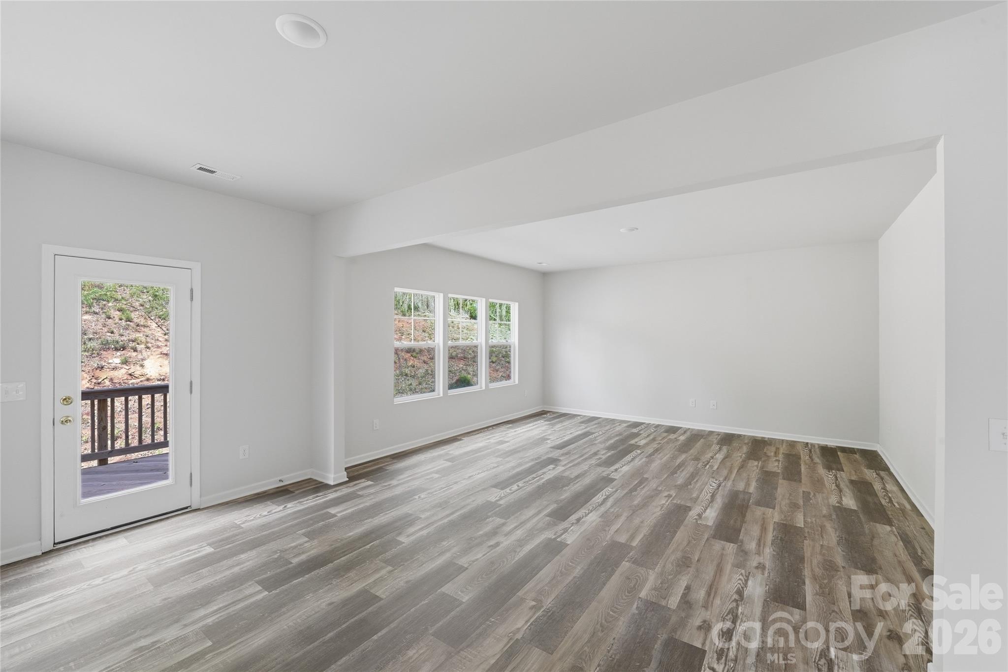 5145 Mark Drive Property Photo 2