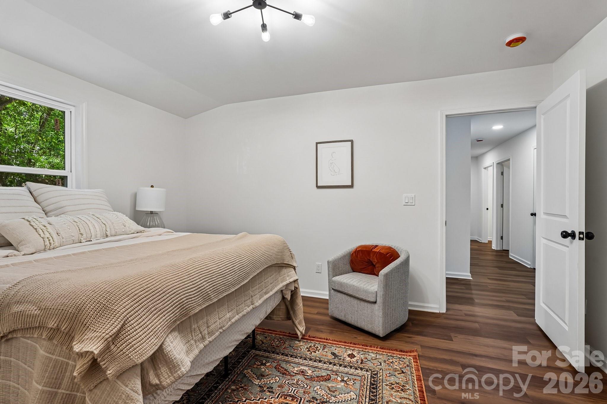 514 W Arch Street Property Photo 20