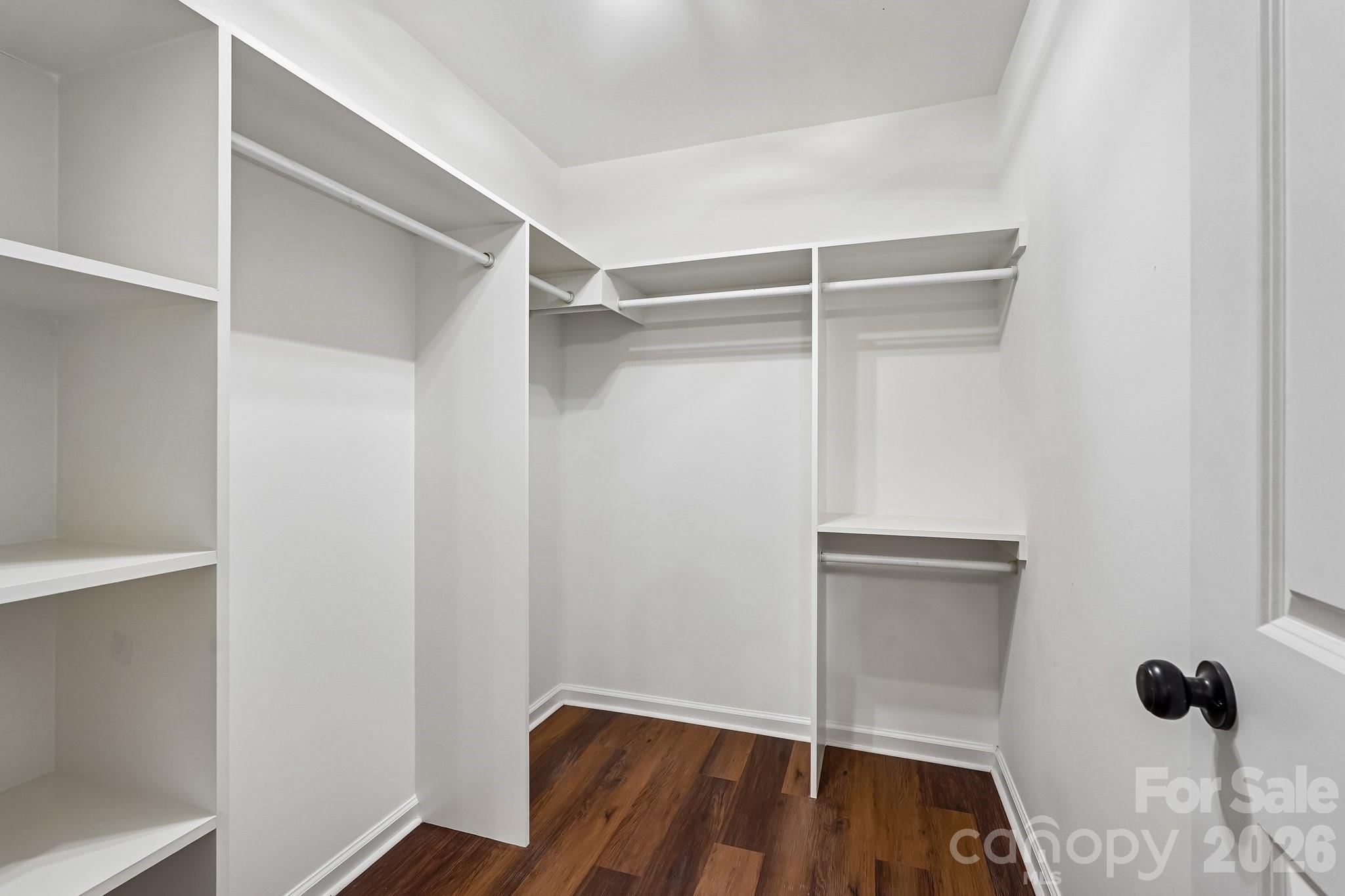 514 W Arch Street Property Photo 21