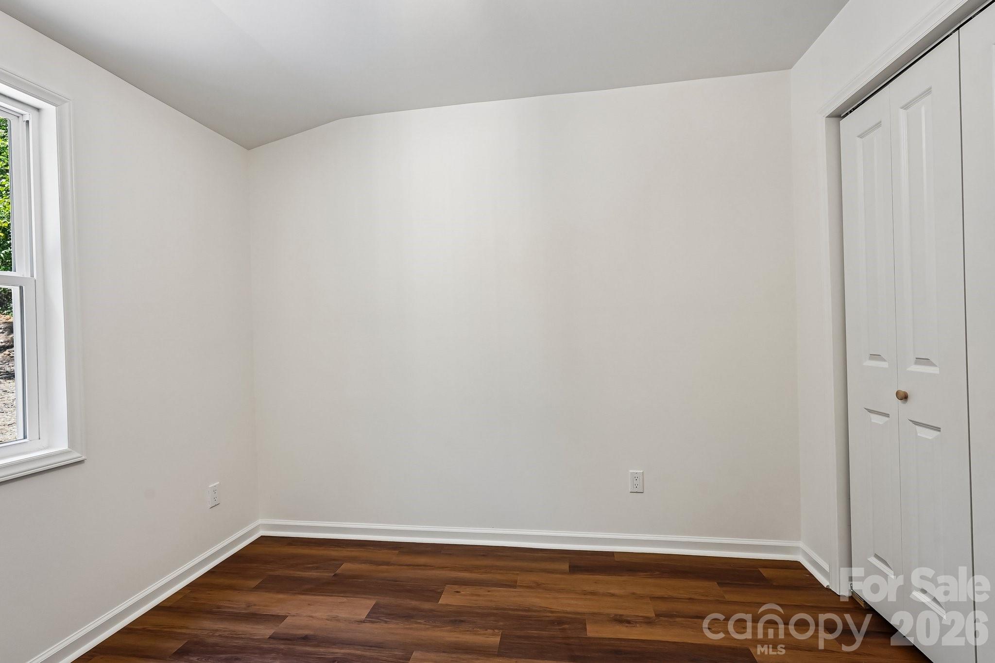 514 W Arch Street Property Photo 25