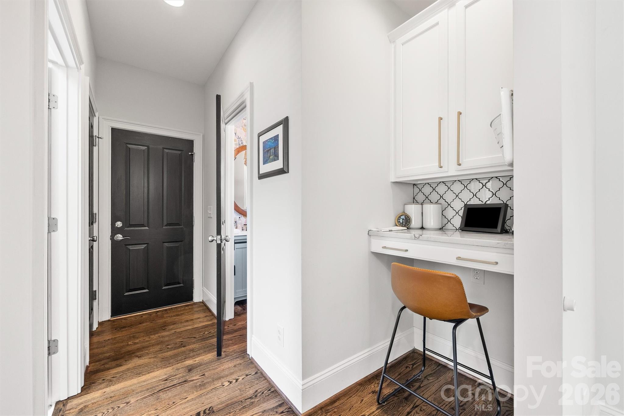 816 Victorian Way Property Photo 14