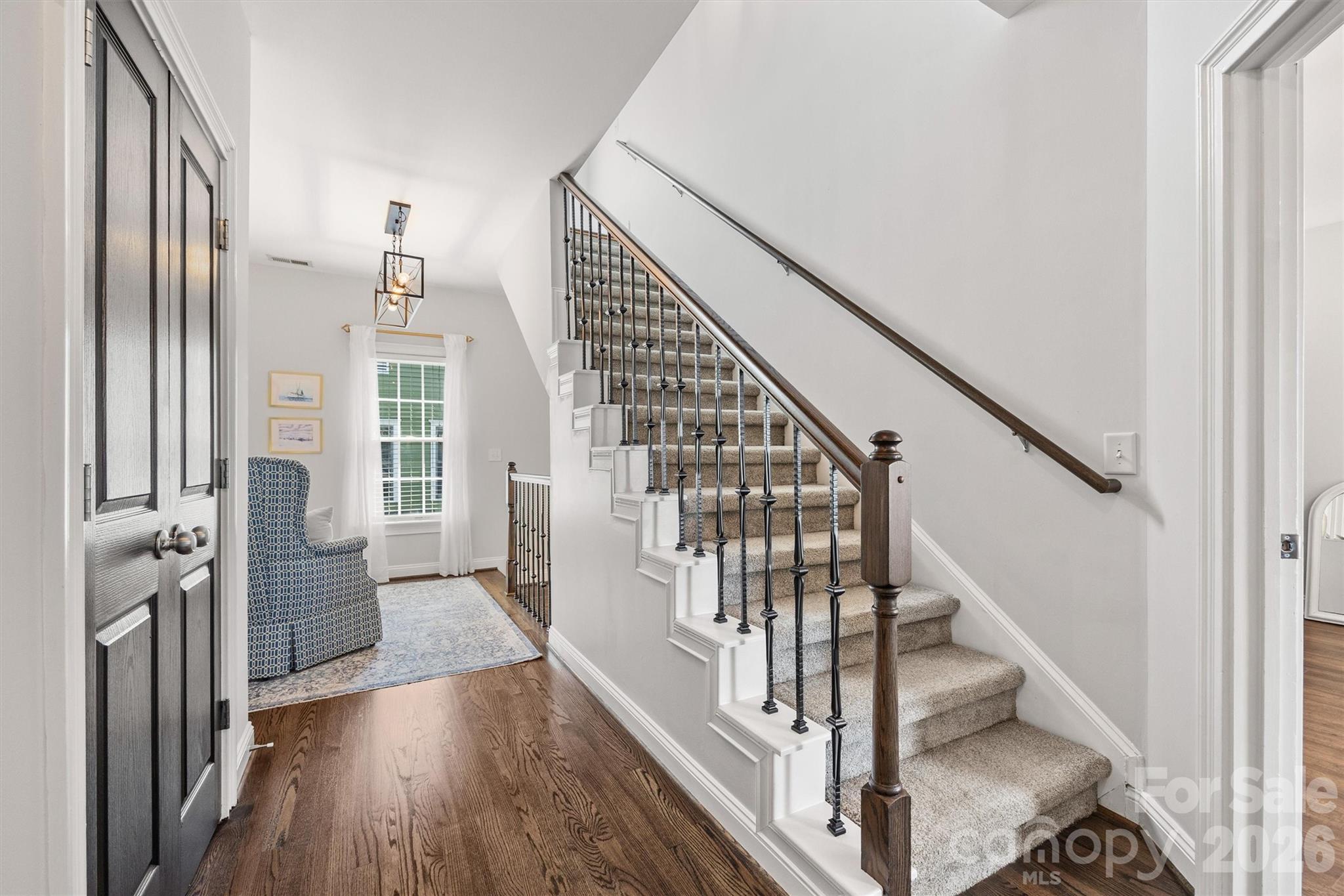 816 Victorian Way Property Photo 22