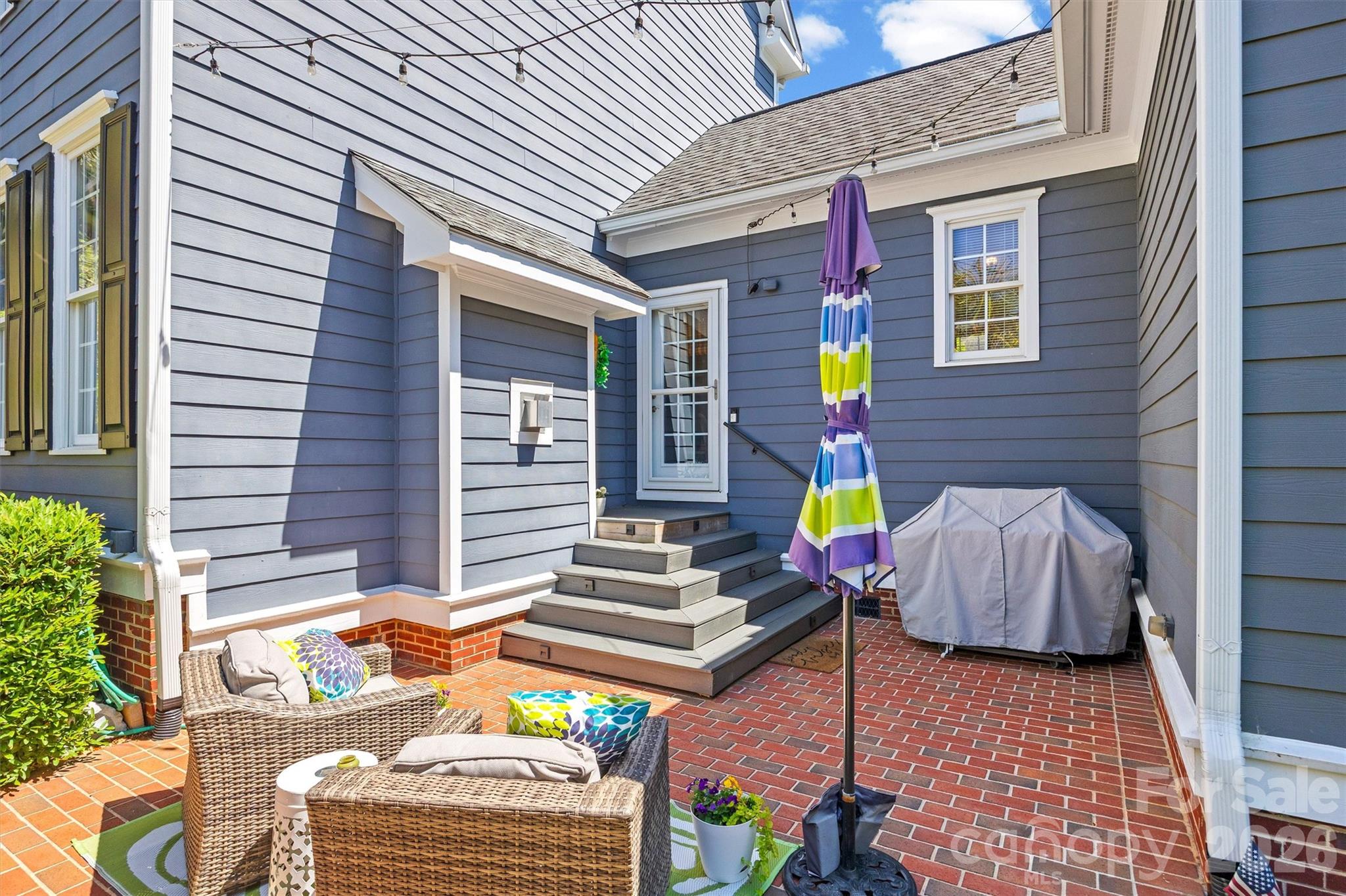 816 Victorian Way Property Photo 33