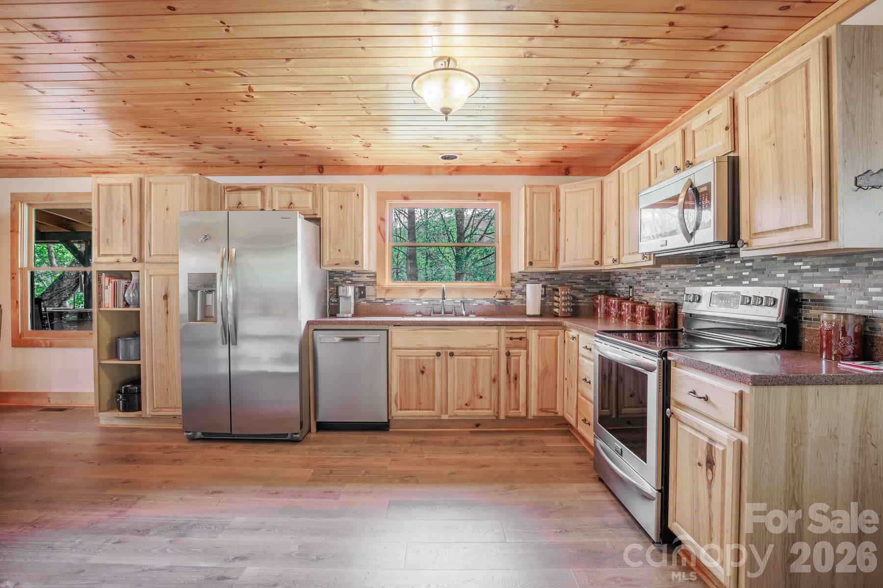 440 Huskey Road Property Photo 8