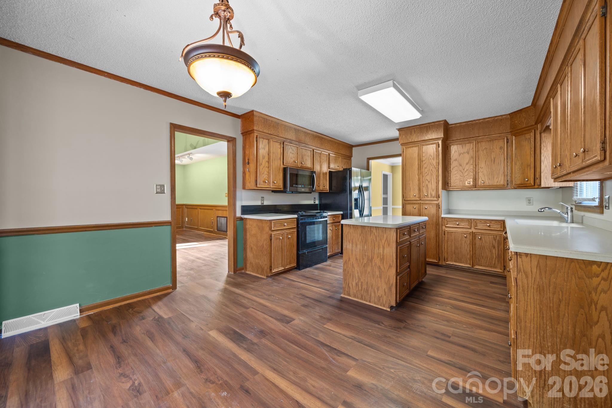 280 Birchridge Drive Property Photo 15