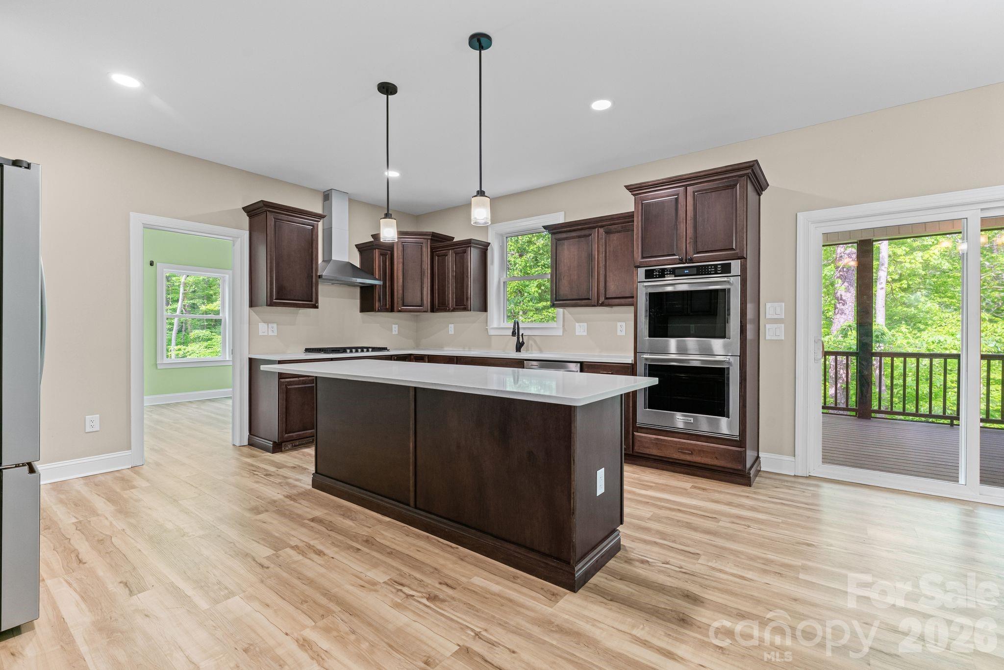 160 Tullyries Lane Property Photo 11