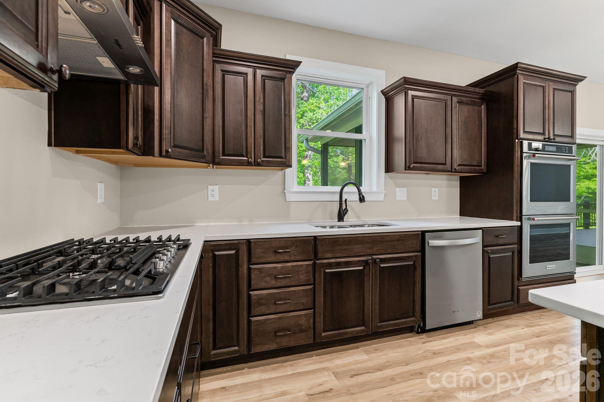 160 Tullyries Lane Property Photo 12