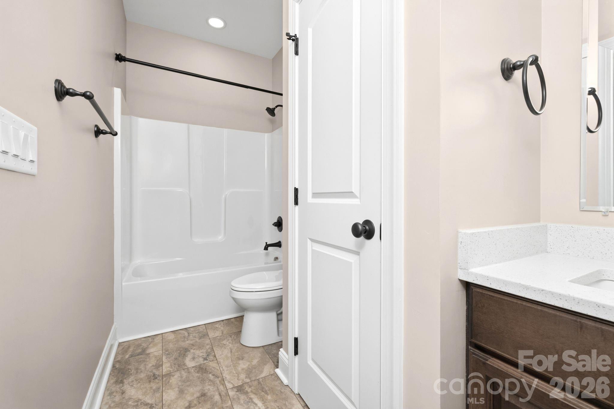 160 Tullyries Lane Property Photo 16