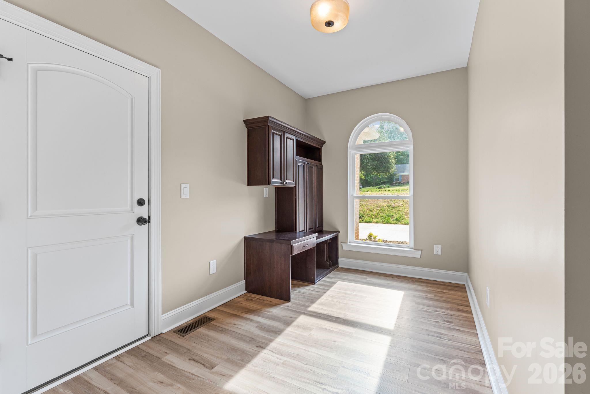 160 Tullyries Lane Property Photo 22