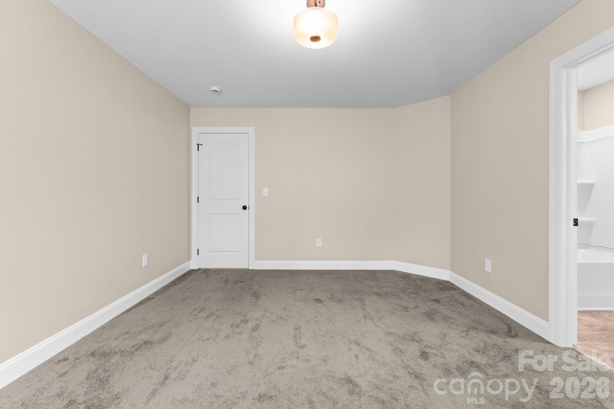 160 Tullyries Lane Property Photo 37