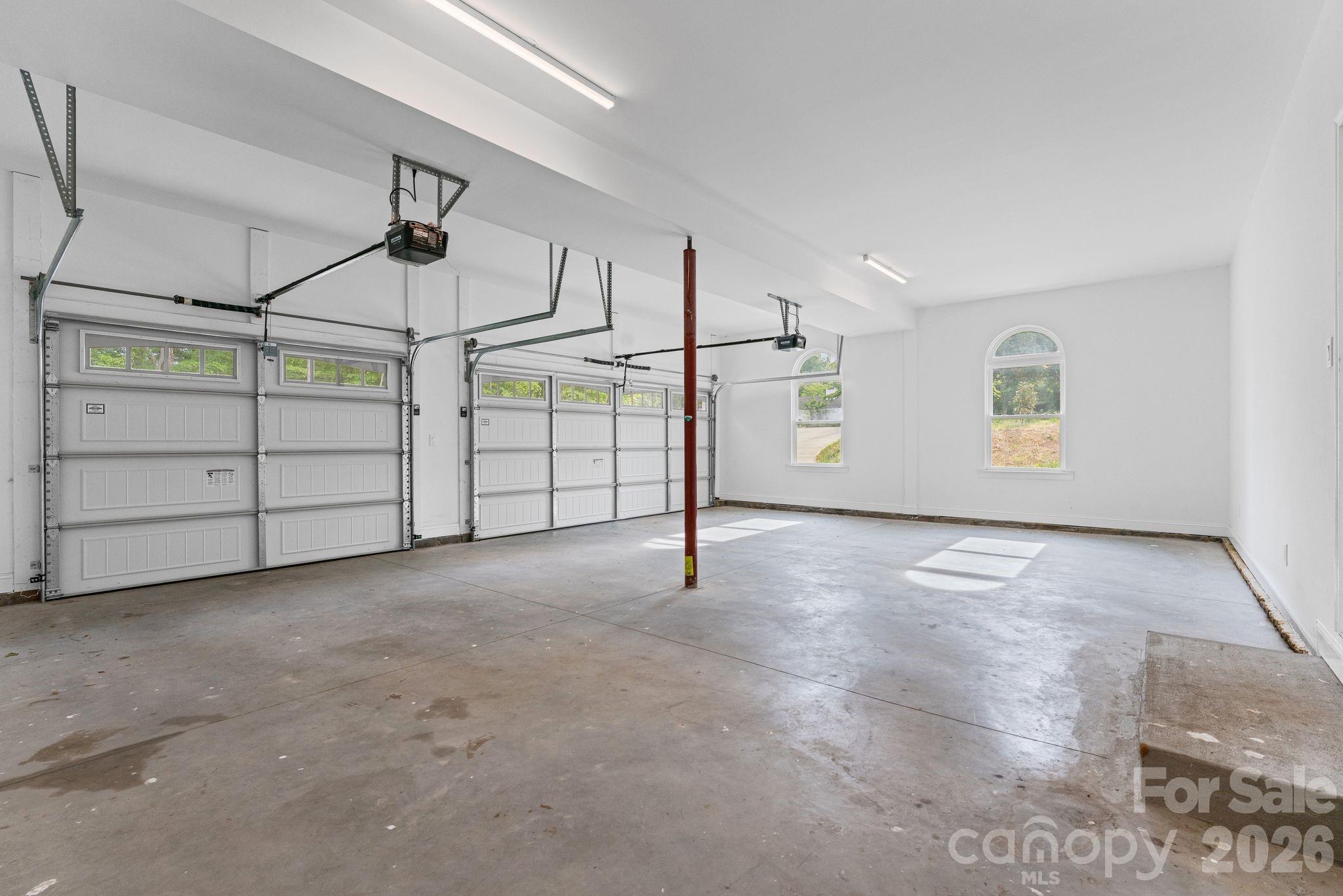 160 Tullyries Lane Property Photo 41
