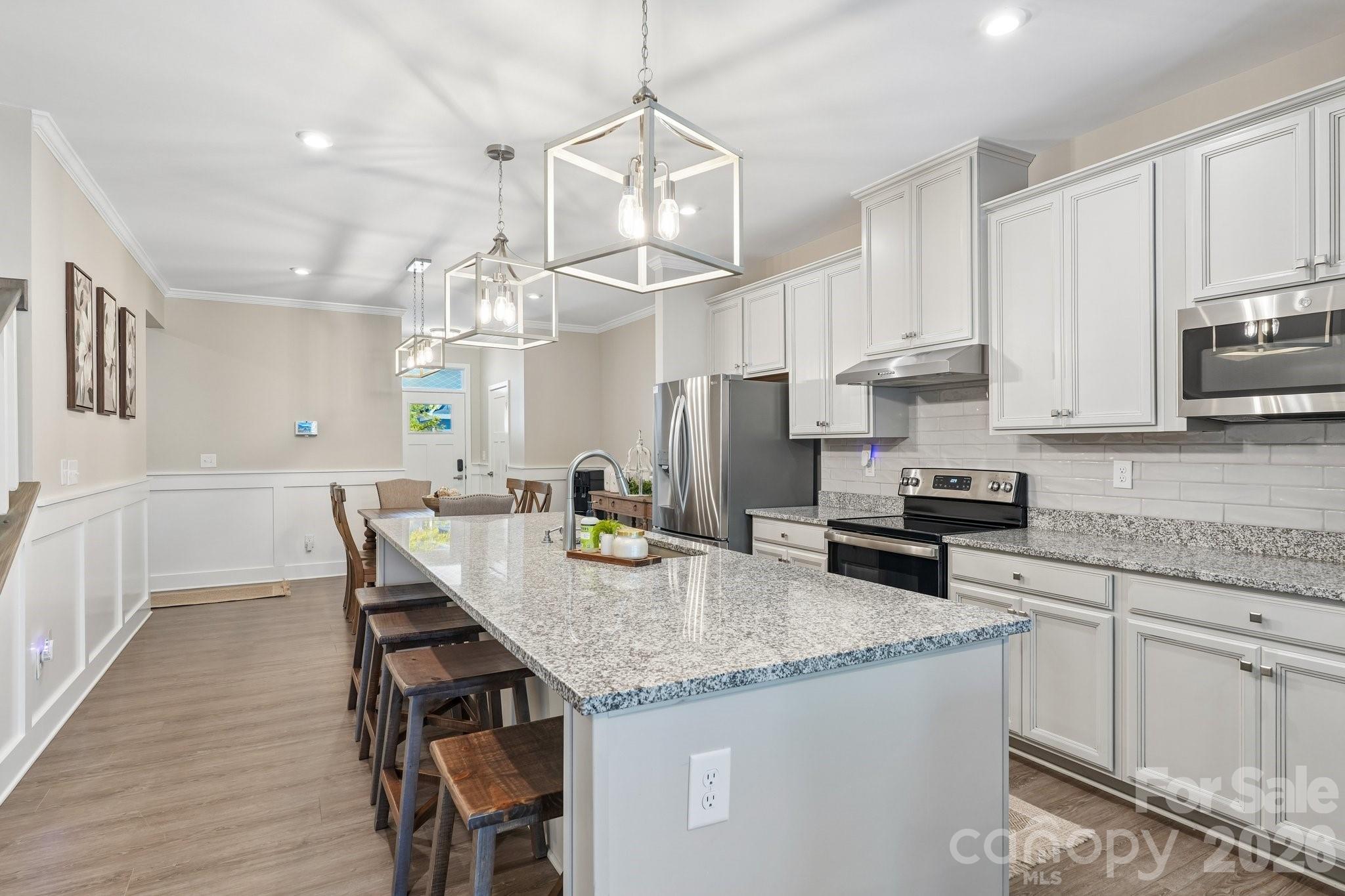 6273 Ashton Park Drive Property Photo 7