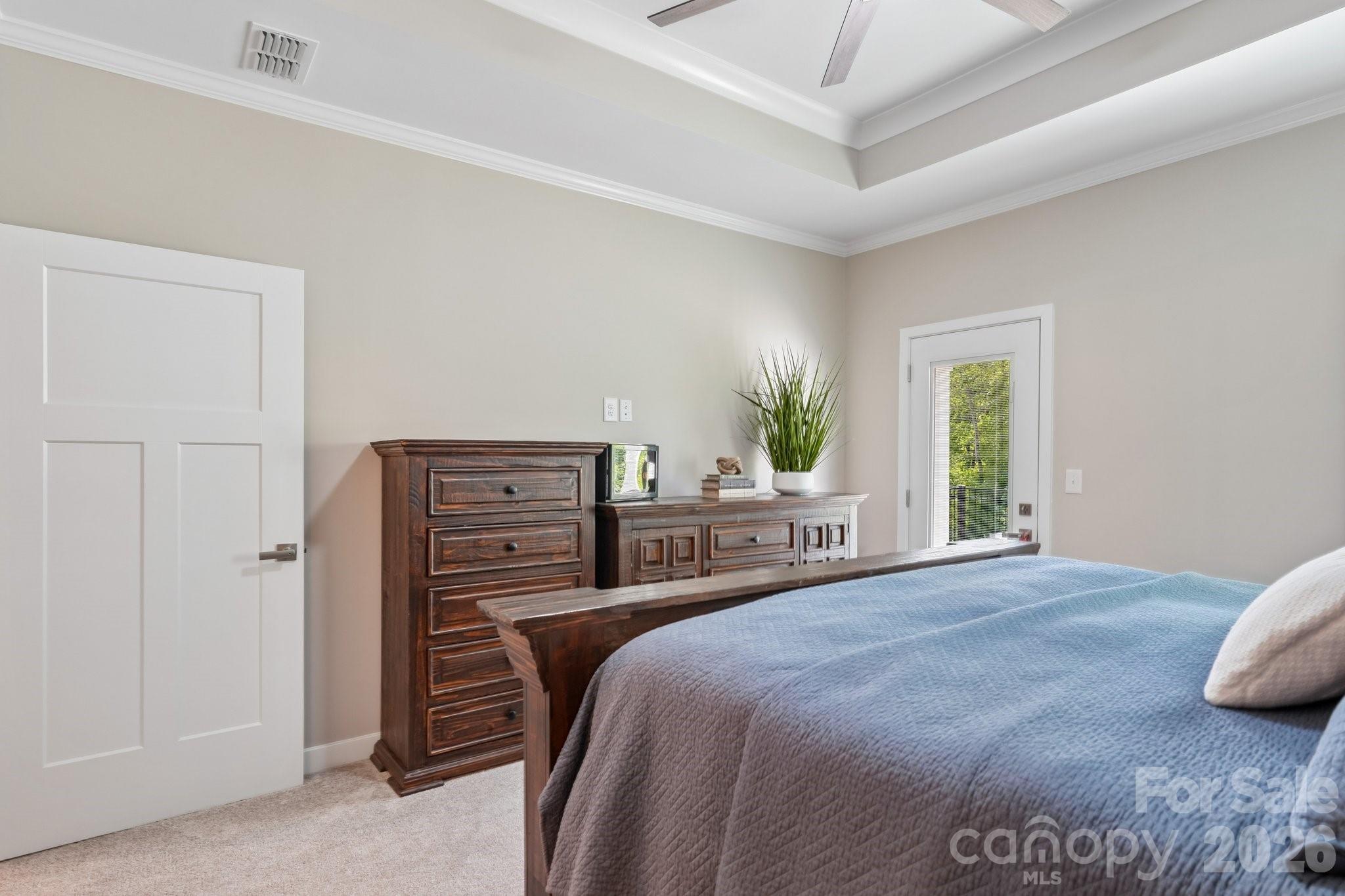 6273 Ashton Park Drive Property Photo 11