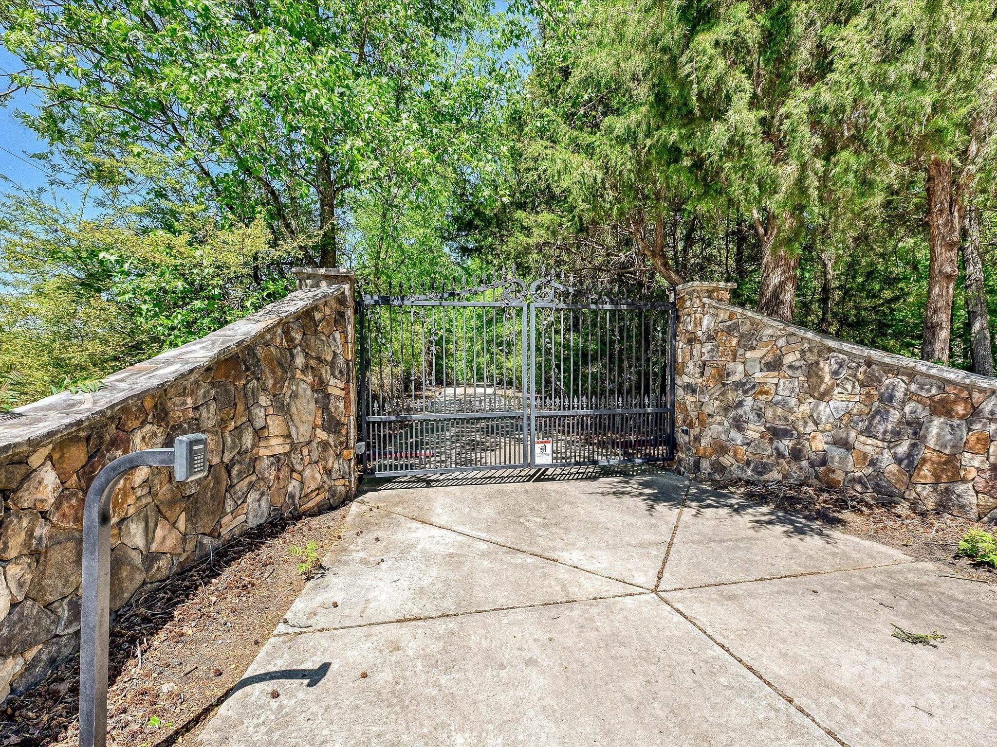 6112 Rehobeth Road Property Photo 6