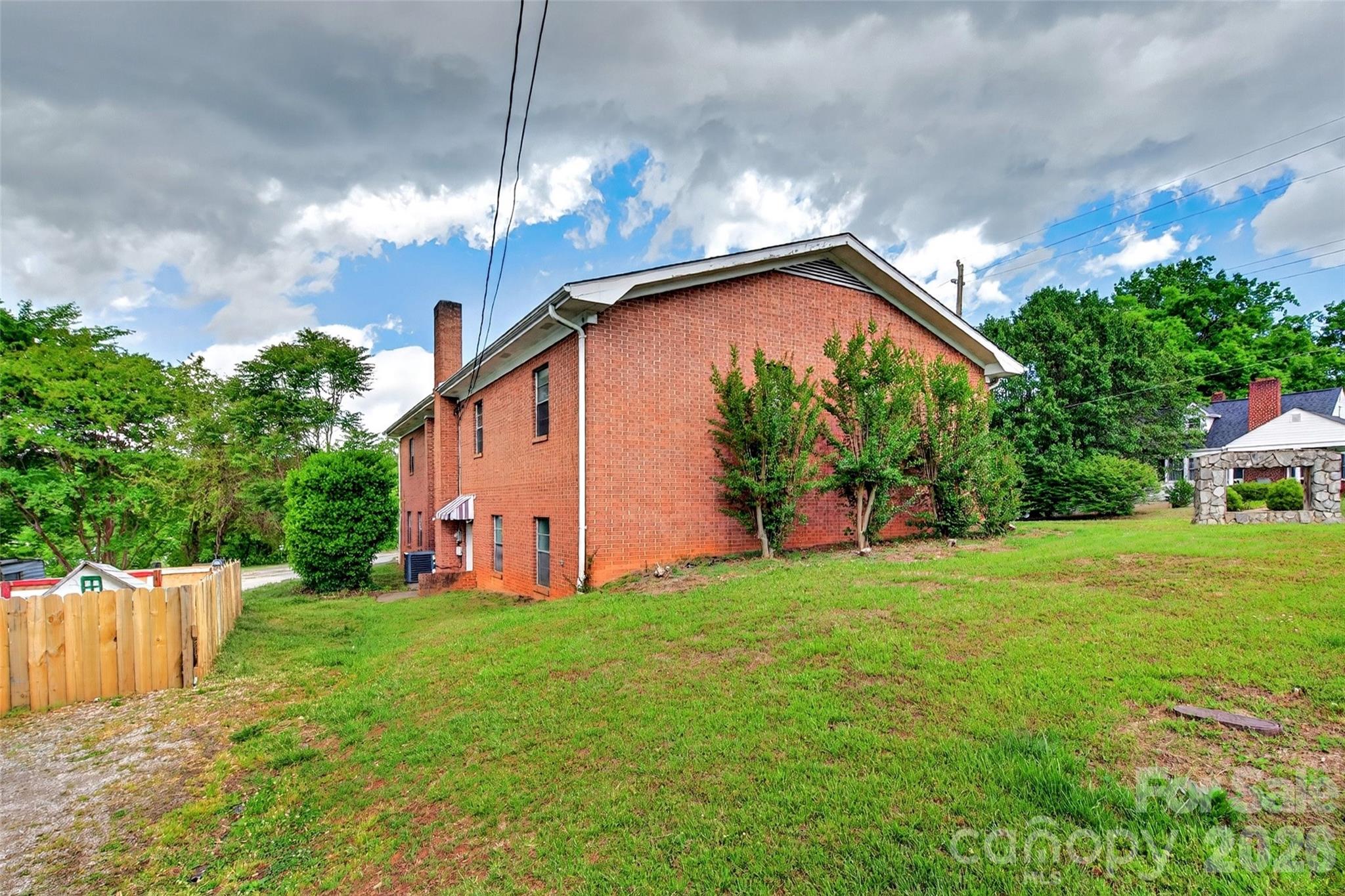 97 Clay Street Property Photo 5