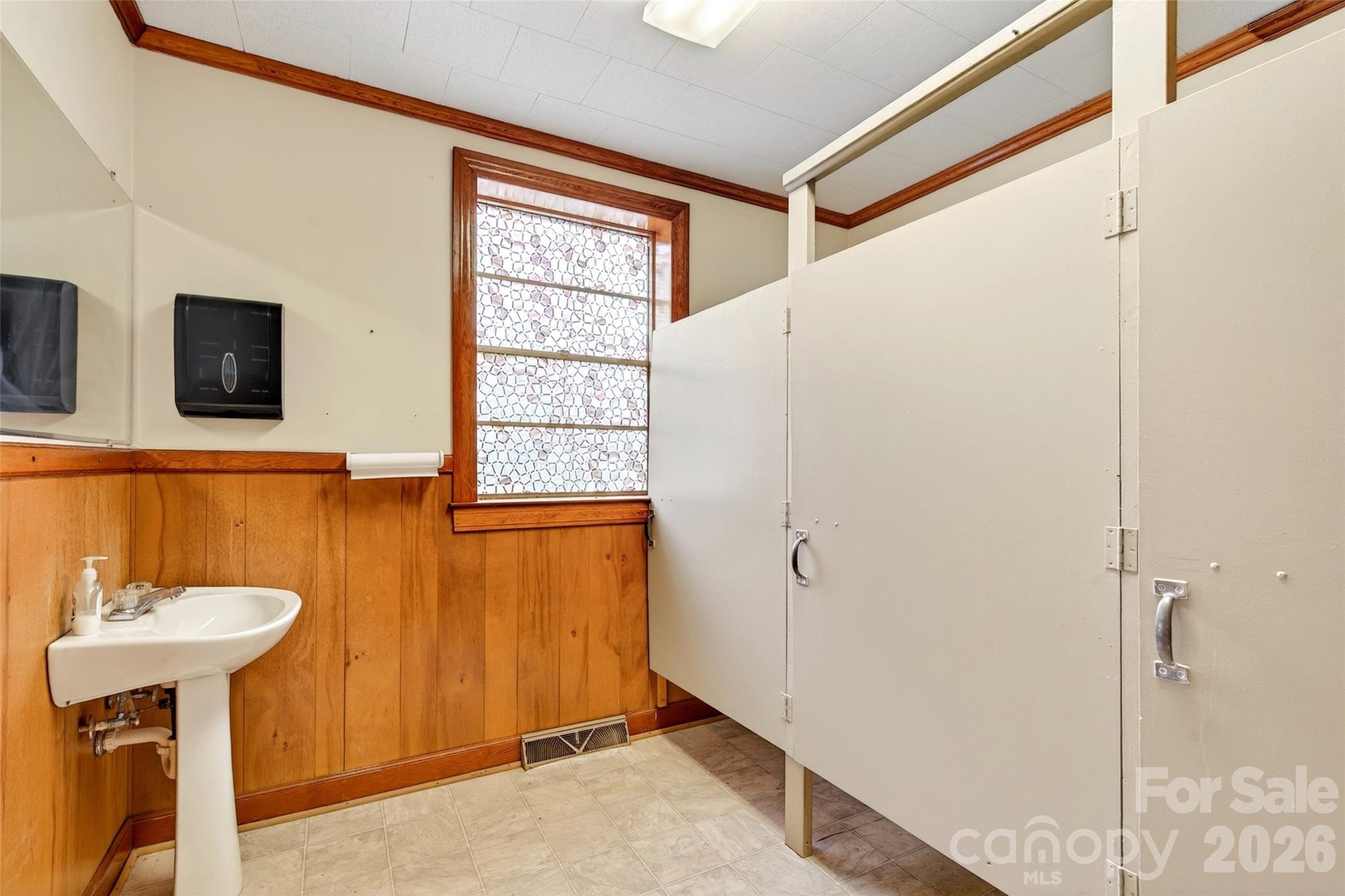 97 Clay Street Property Photo 20
