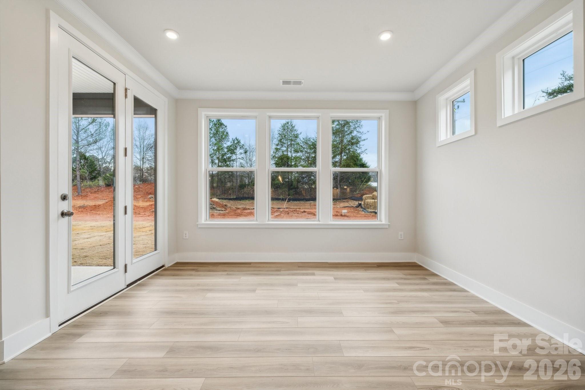 3520 Oasis Drive Property Photo 11