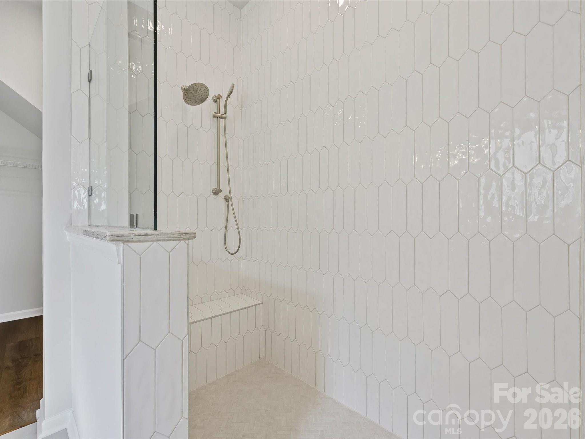 1015 Fen Lane Property Photo 26
