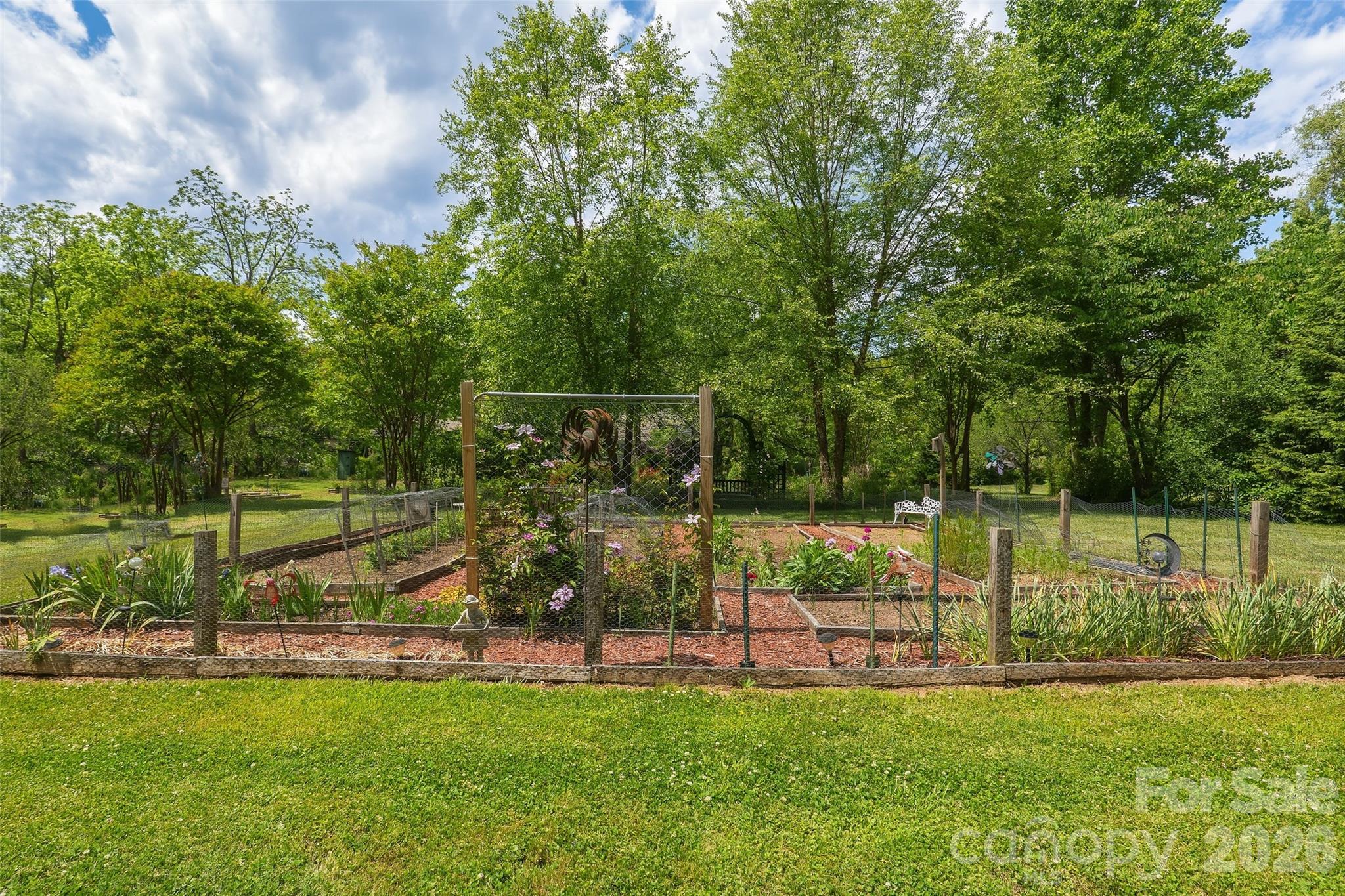 201 Timber Drive Property Photo 44