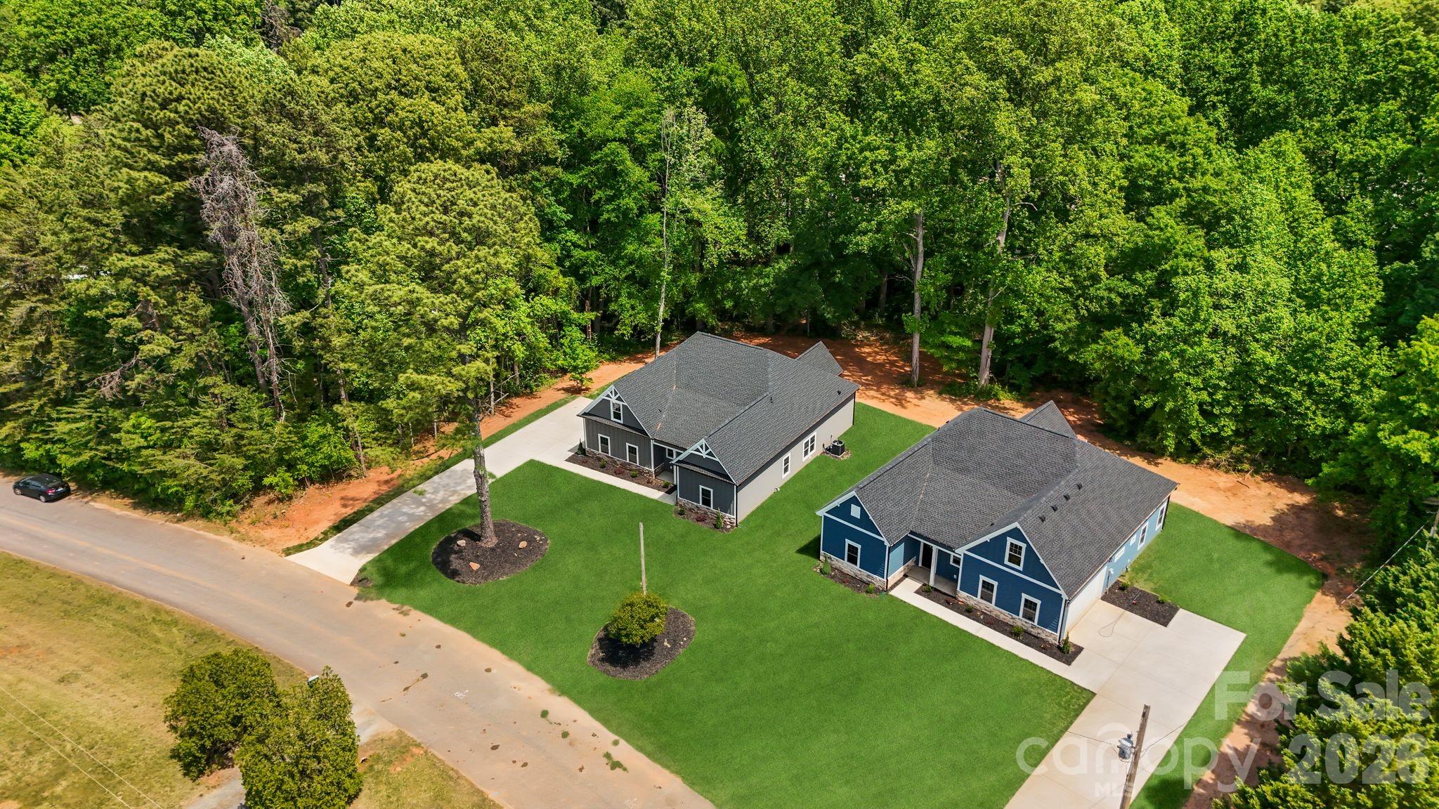 11932 Crabapple Lane Property Photo 4