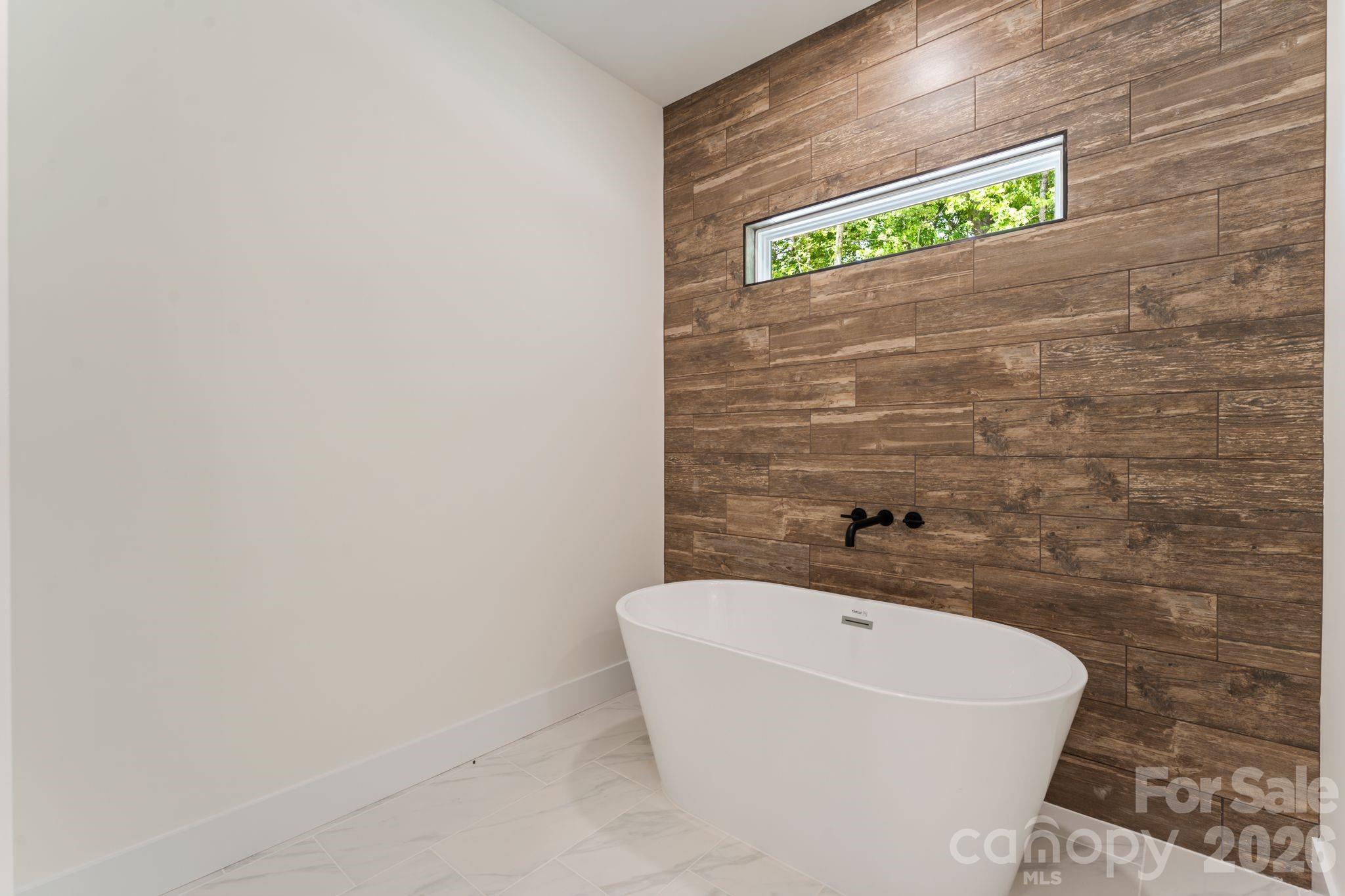 11932 Crabapple Lane Property Photo 12