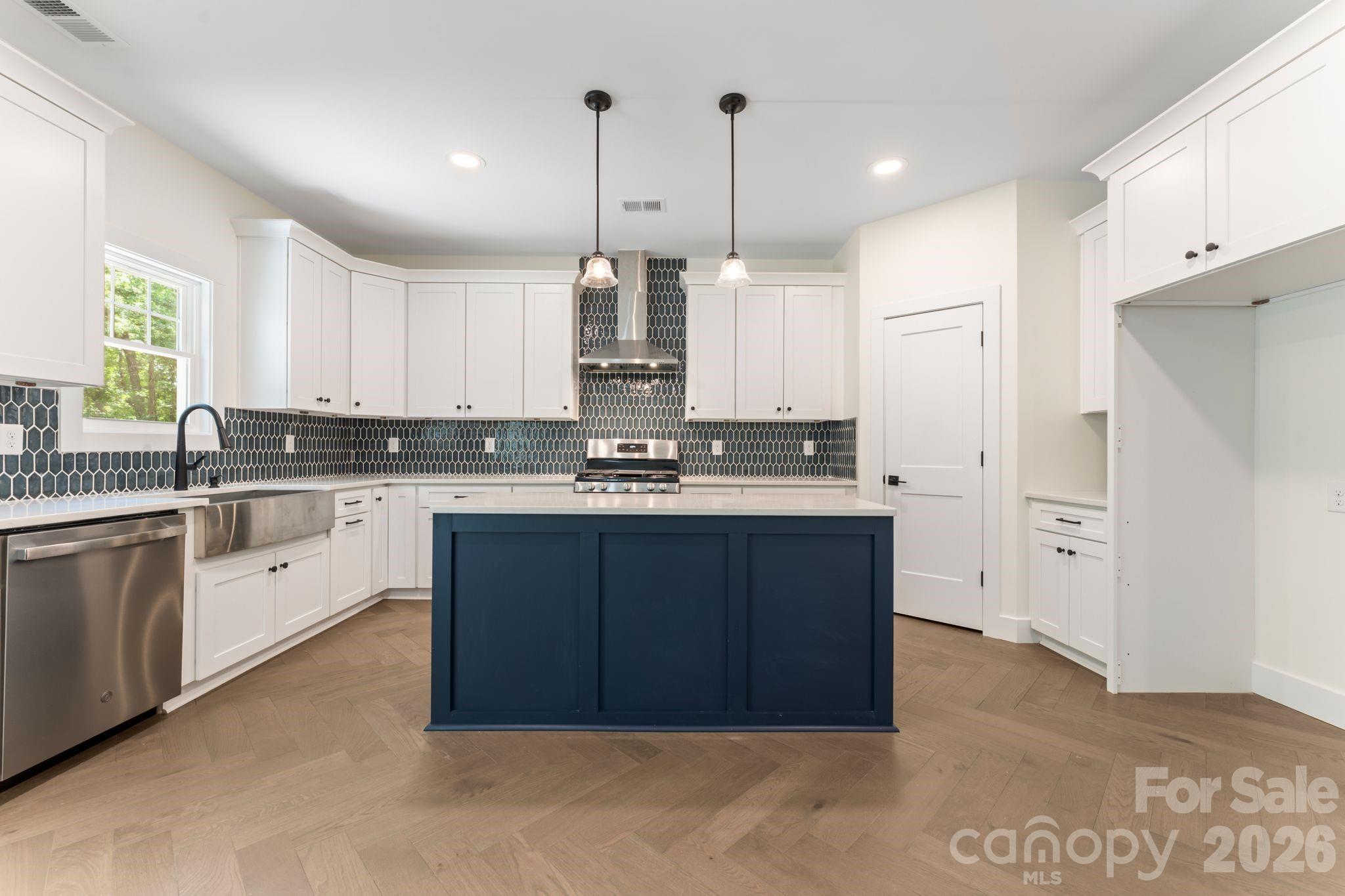 11932 Crabapple Lane Property Photo 18