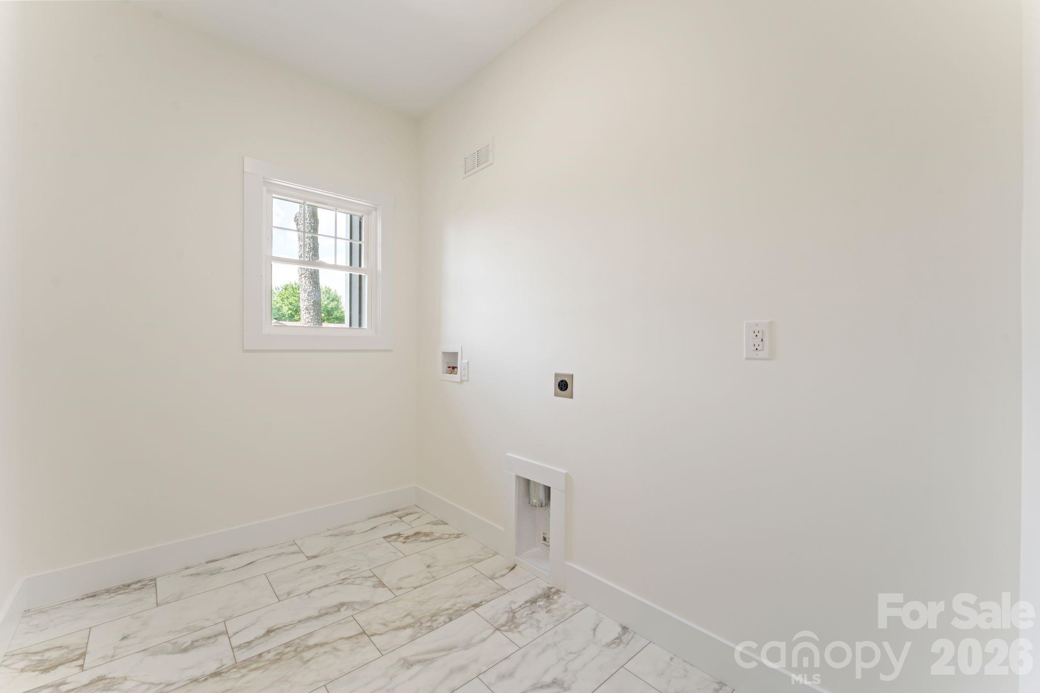 11932 Crabapple Lane Property Photo 31