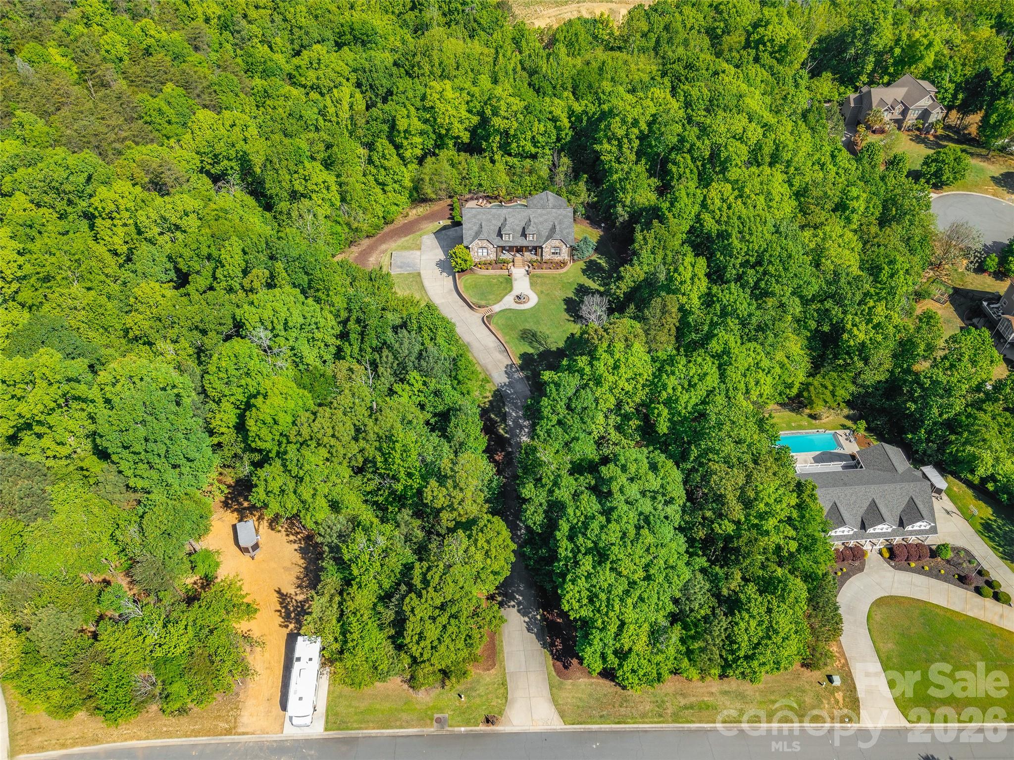 2037 Rocky Stream Road Property Photo 3