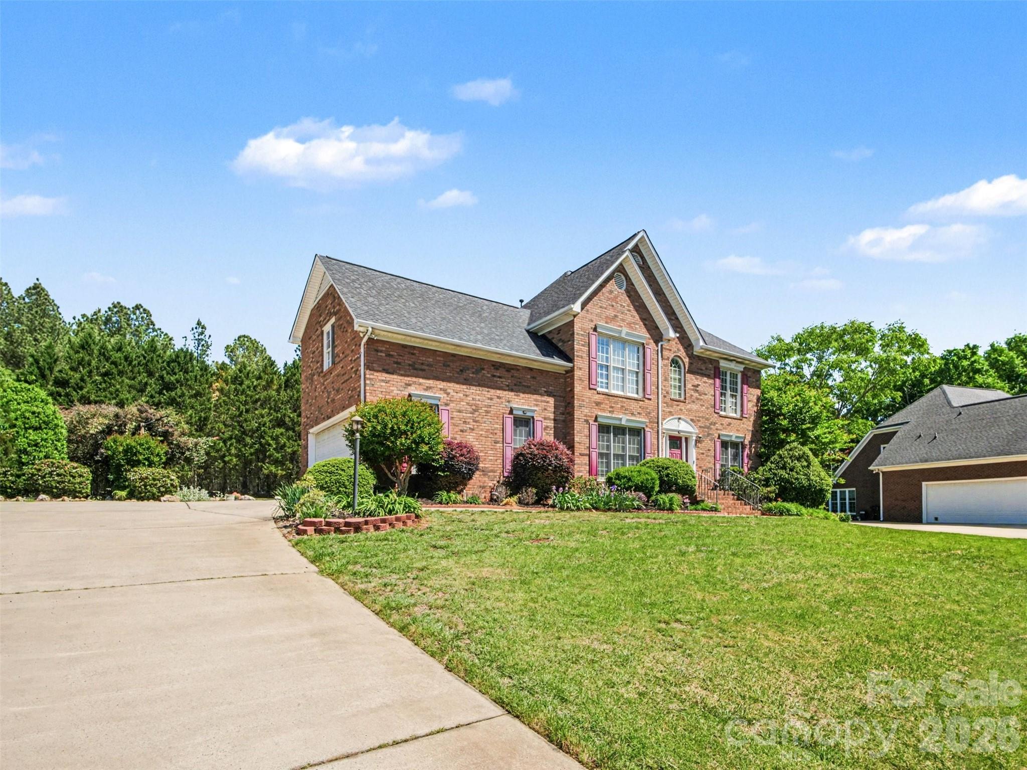 6021 Havencrest Court Property Photo 3