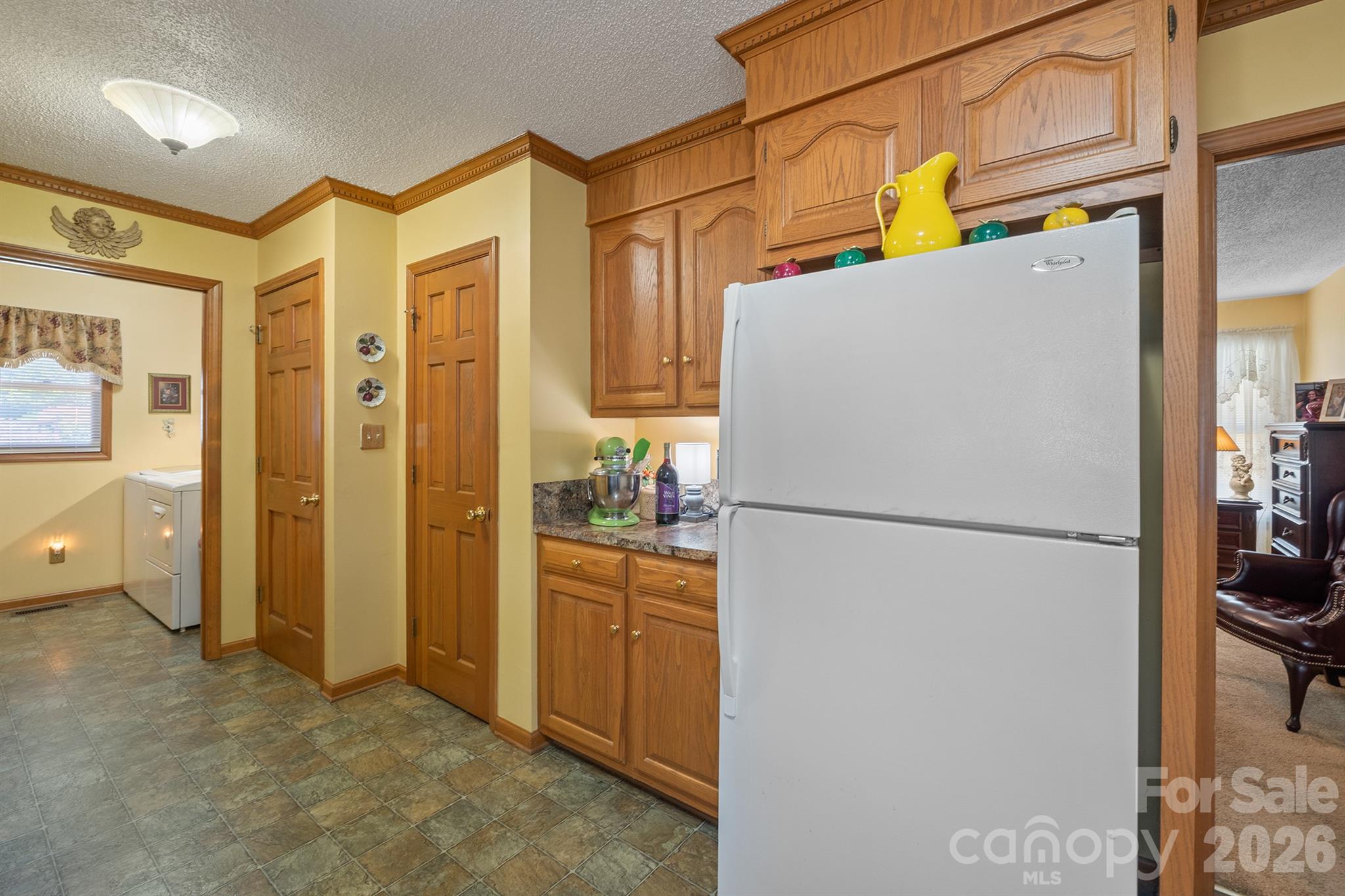 105 Rock Creek Drive Property Photo 12