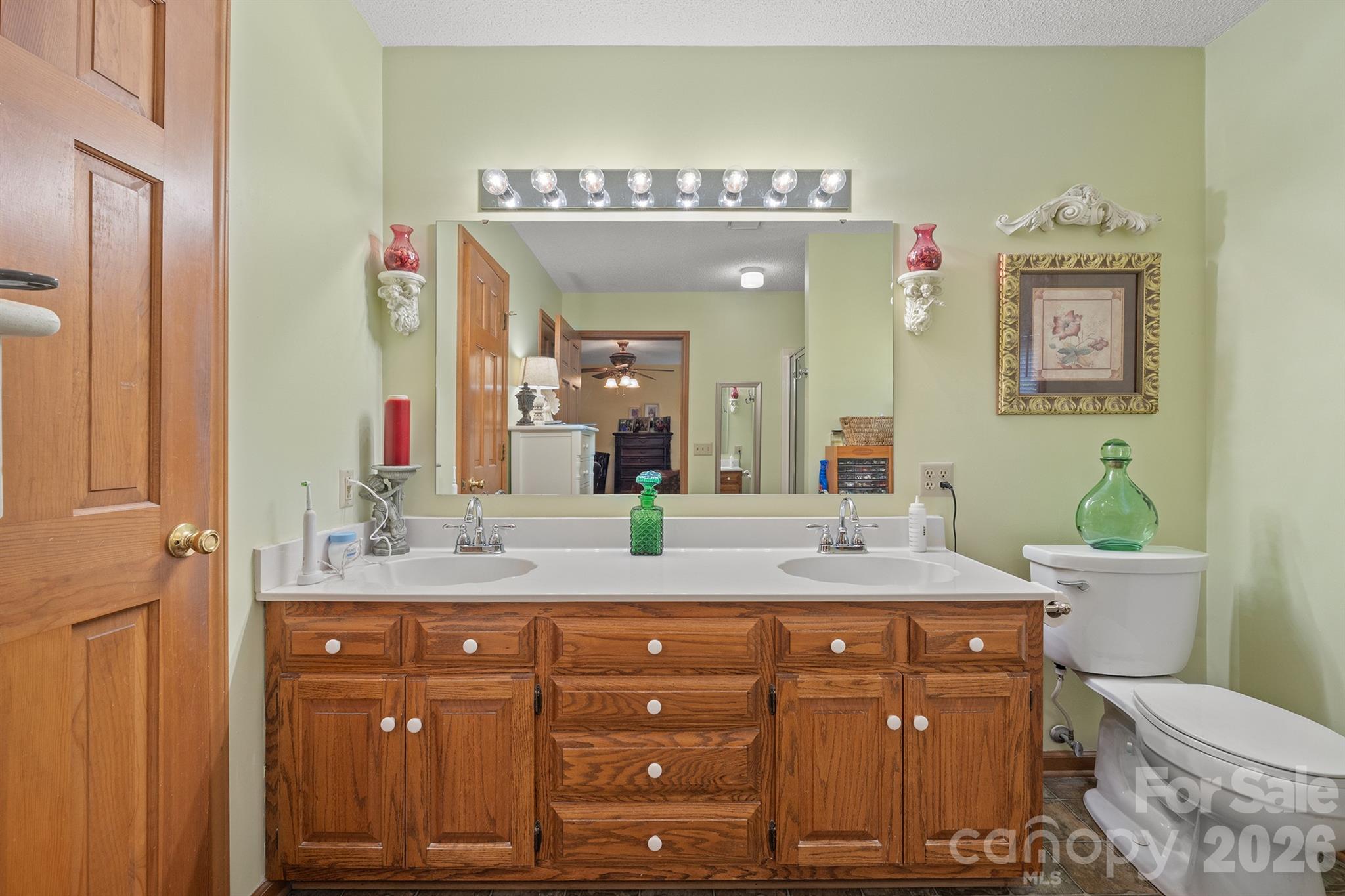 105 Rock Creek Drive Property Photo 21