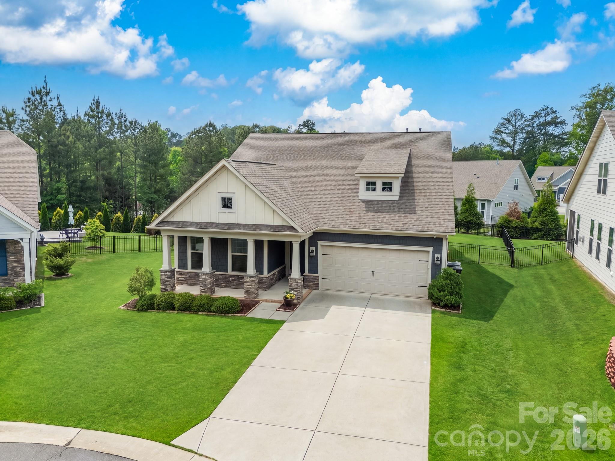 17036 Challory Glen Way Property Photo 2