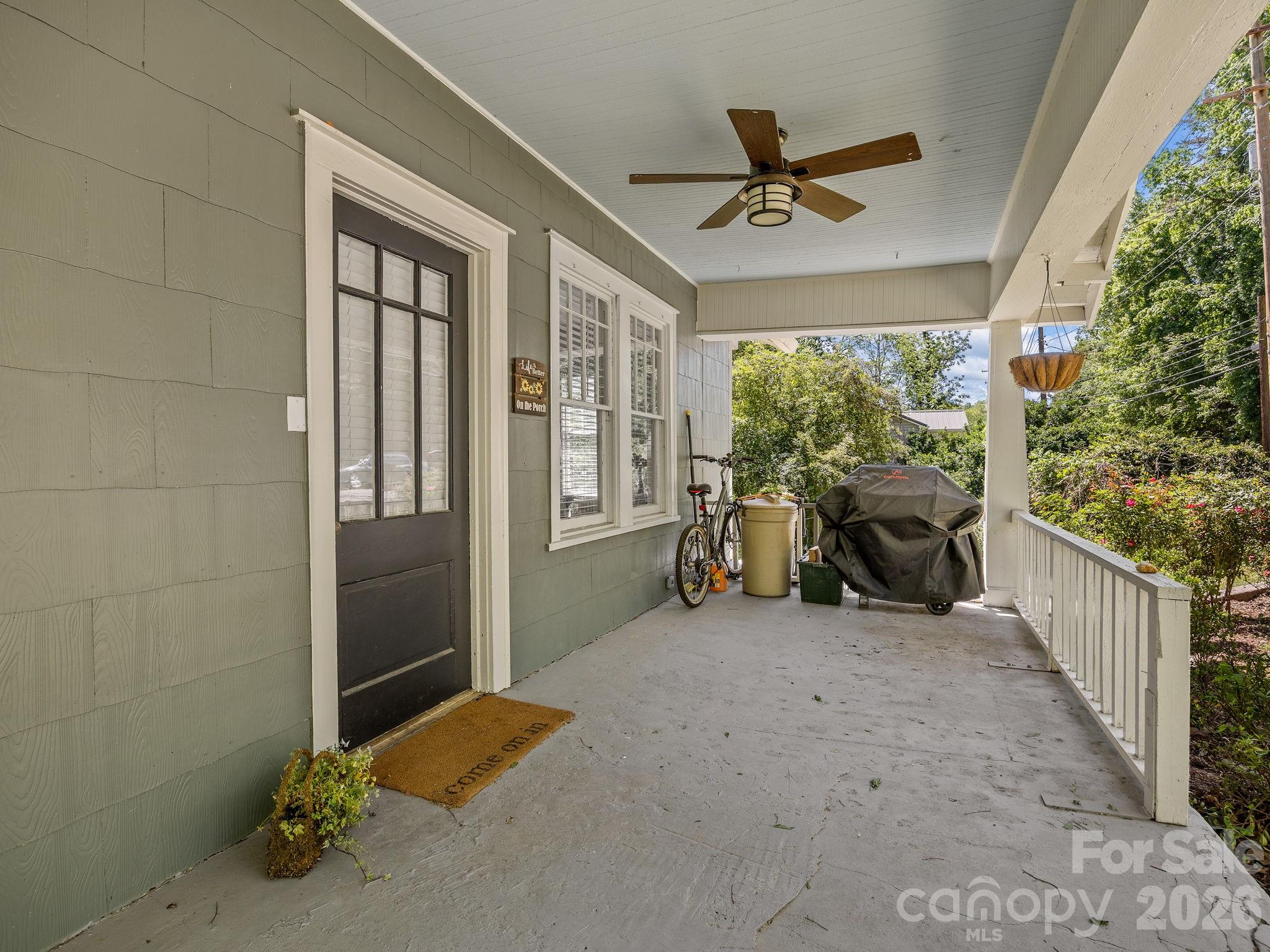 110 Grady Avenue Property Photo 6