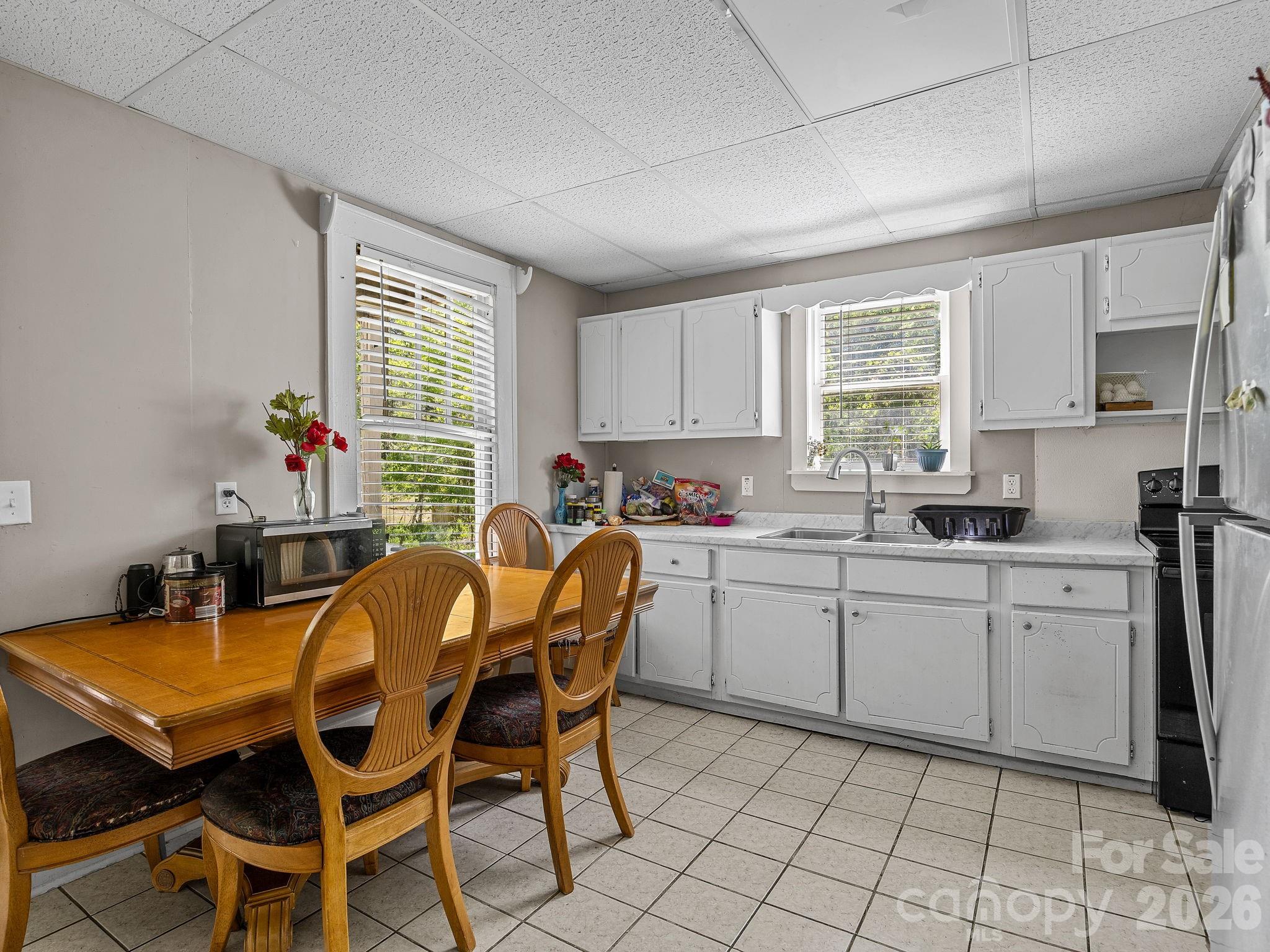 110 Grady Avenue Property Photo 28