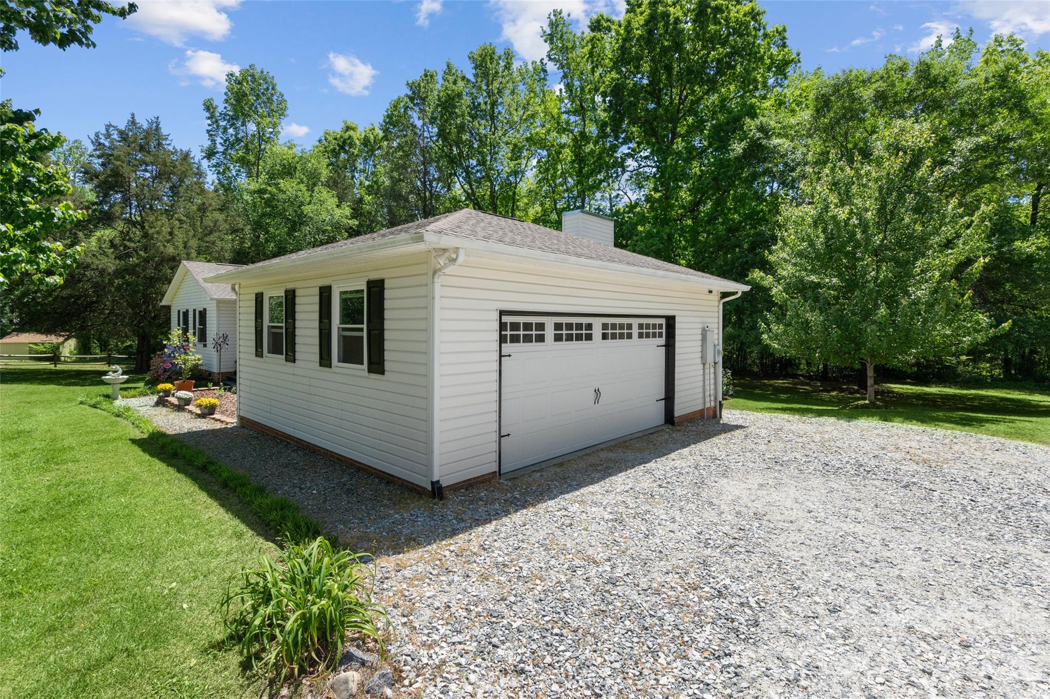 120 Captain White Drive Property Photo 2