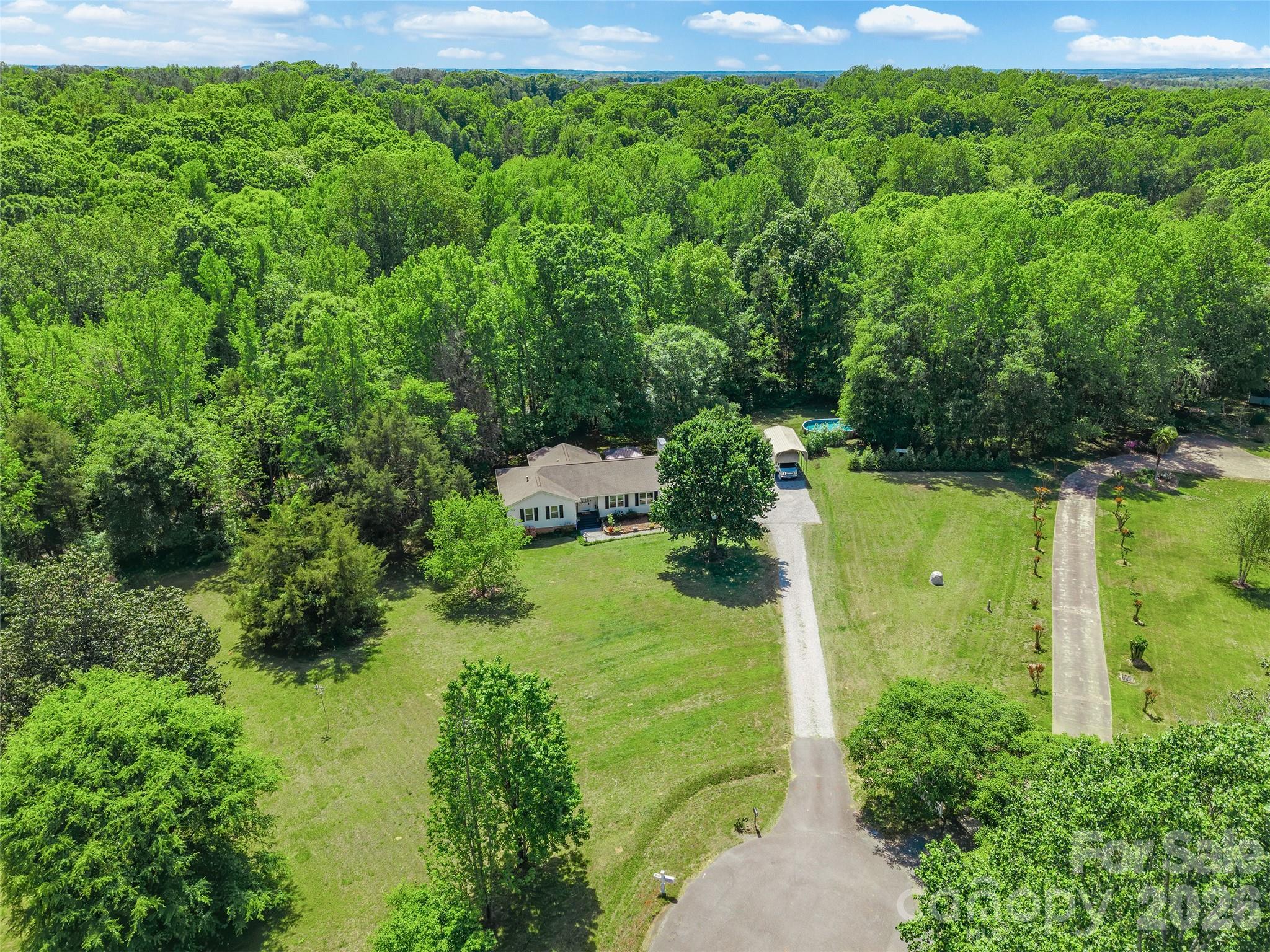 120 Captain White Drive Property Photo 4