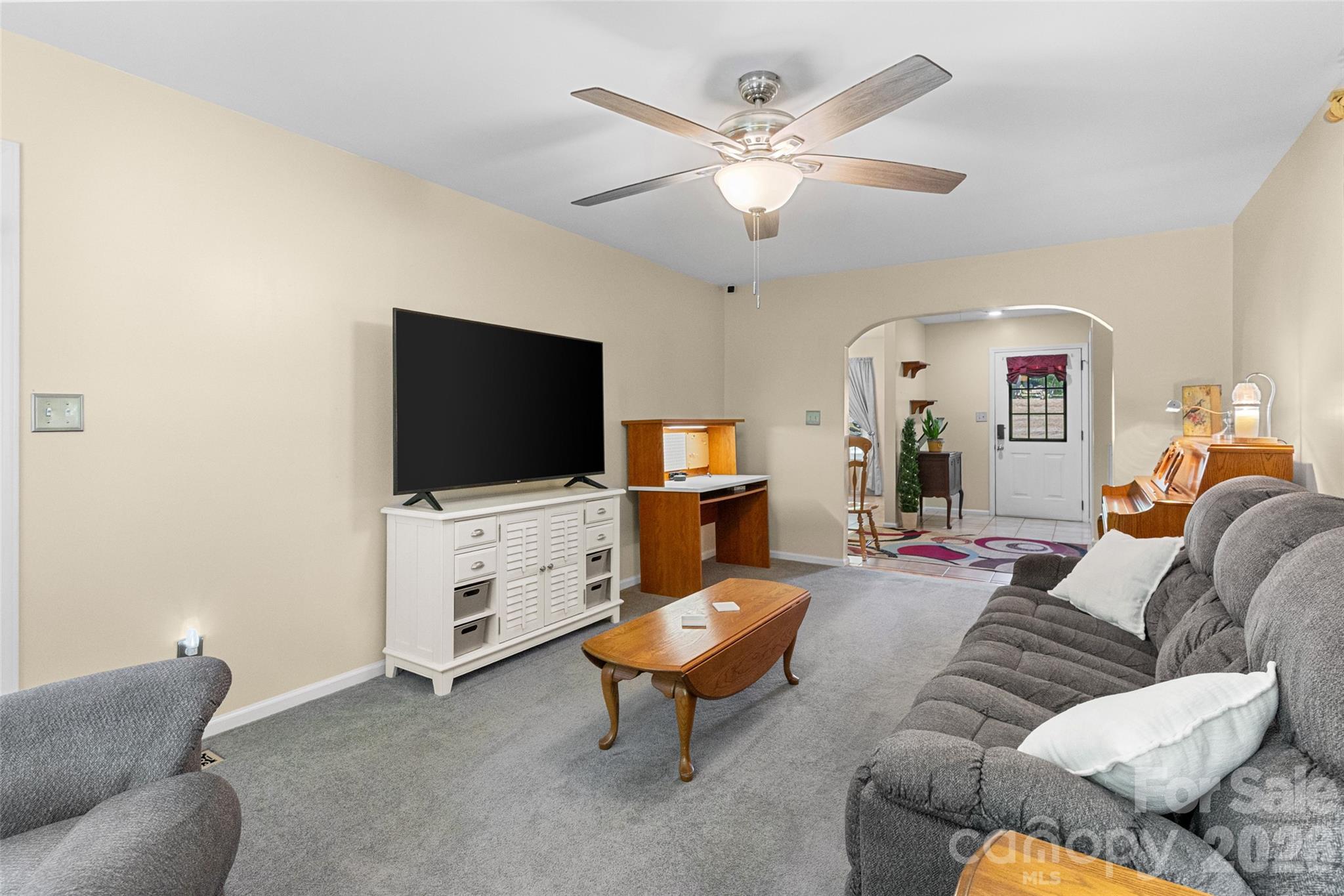 120 Captain White Drive Property Photo 10
