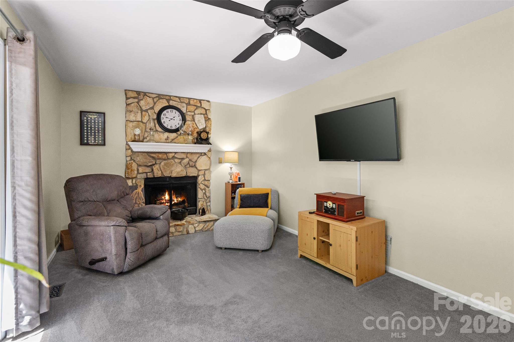 120 Captain White Drive Property Photo 18