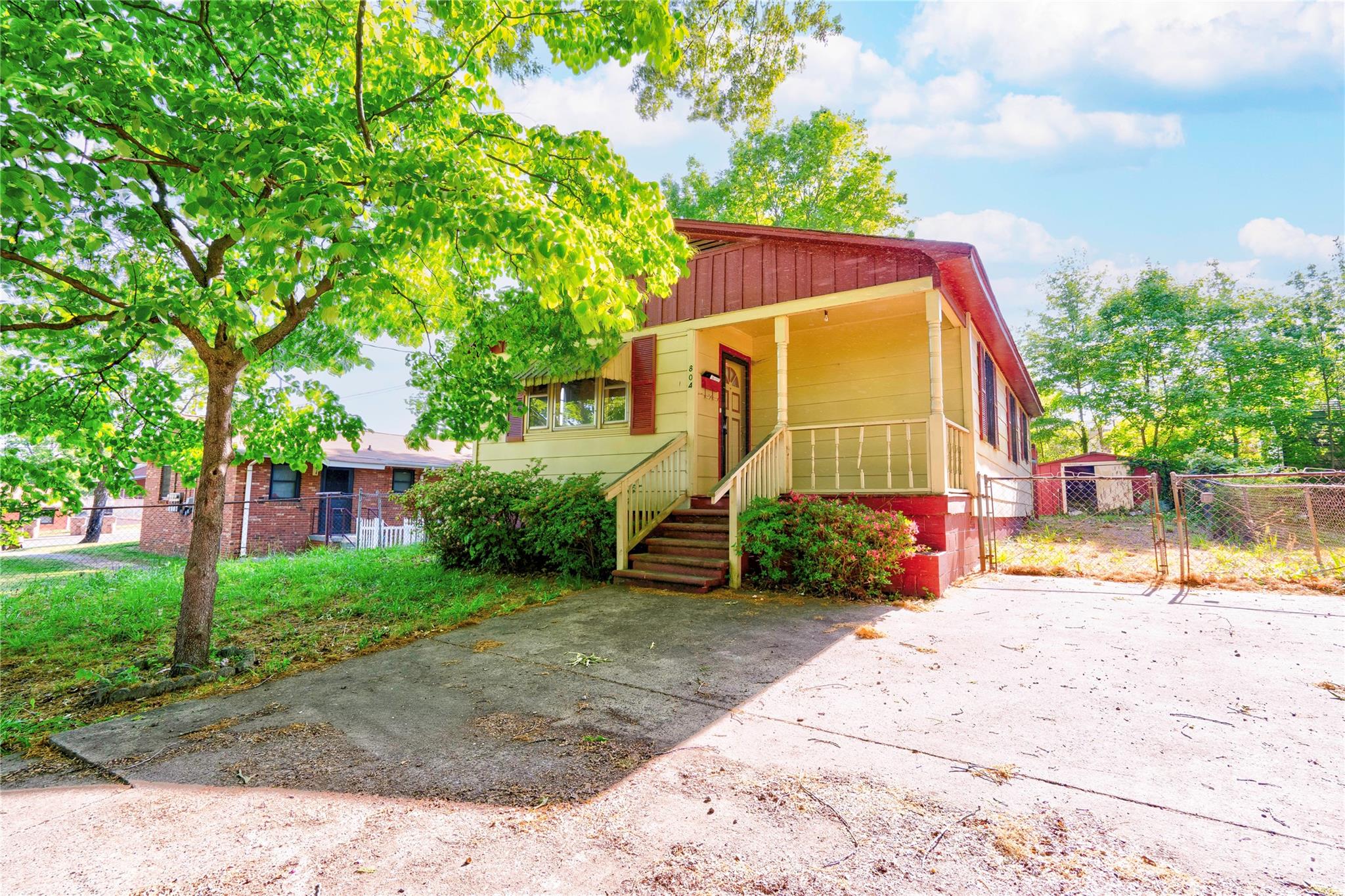 804 Tenda Place Property Photo 1