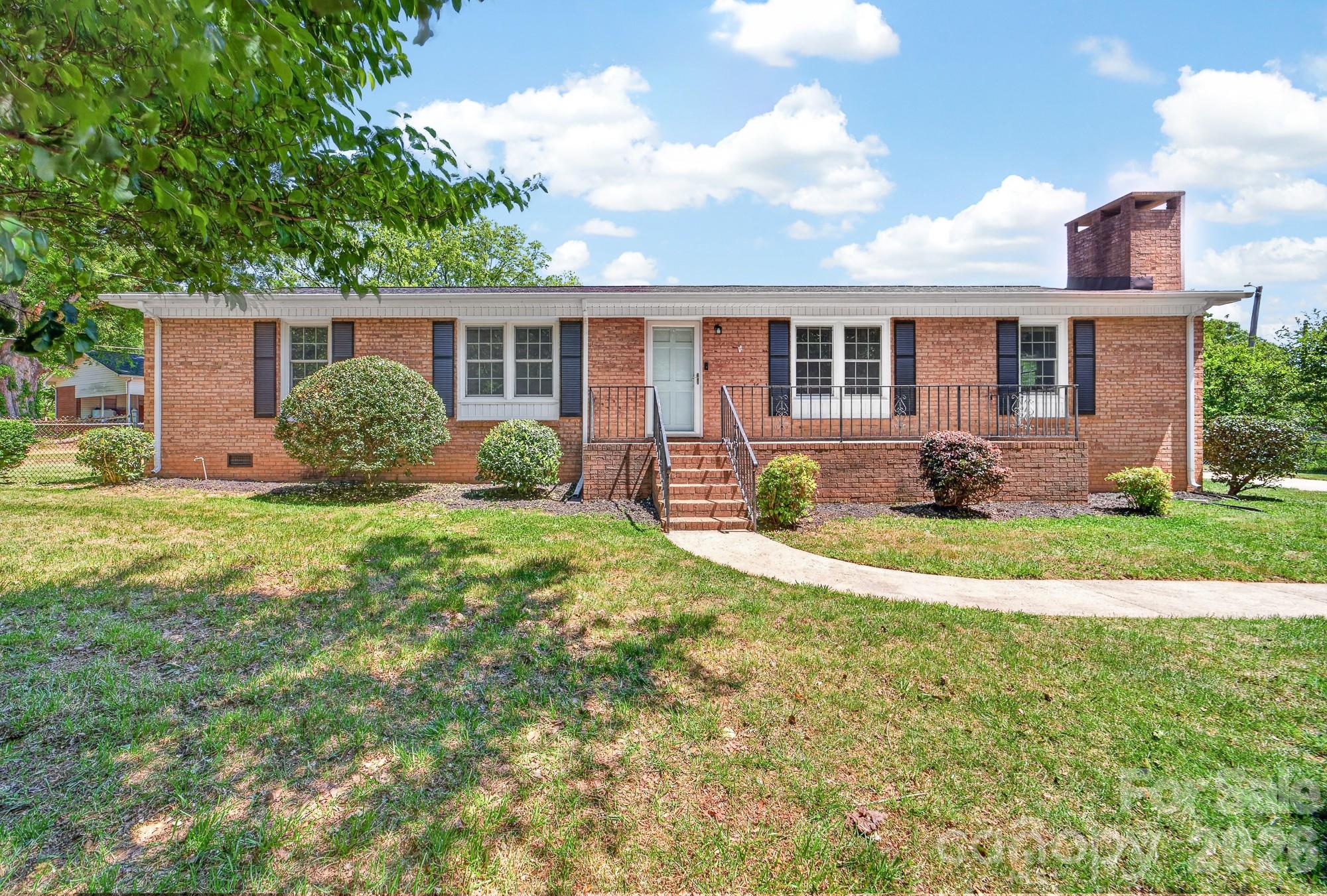 204 Harrelson Road Property Photo 1