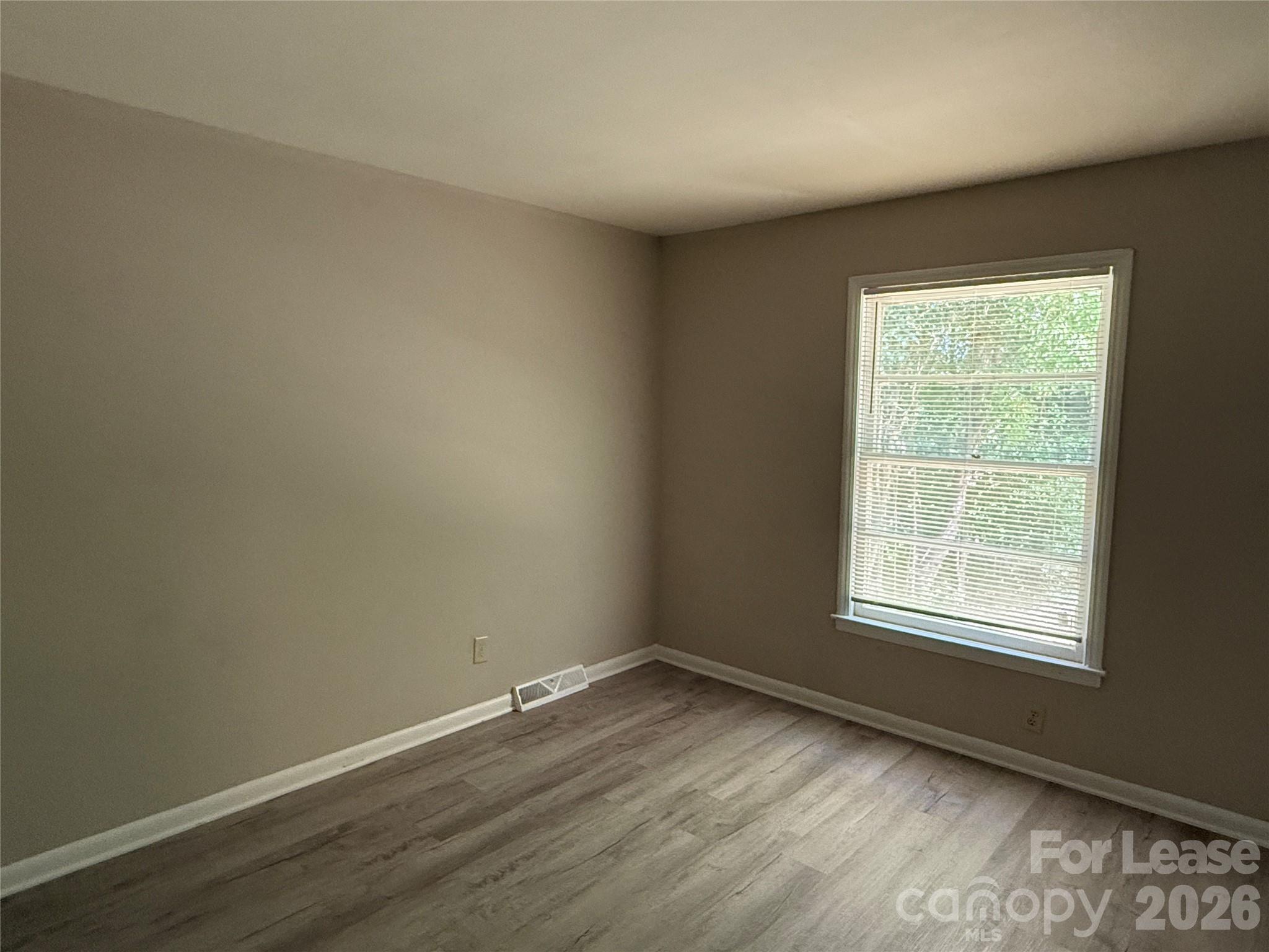 524 Echodale Drive Property Photo 6